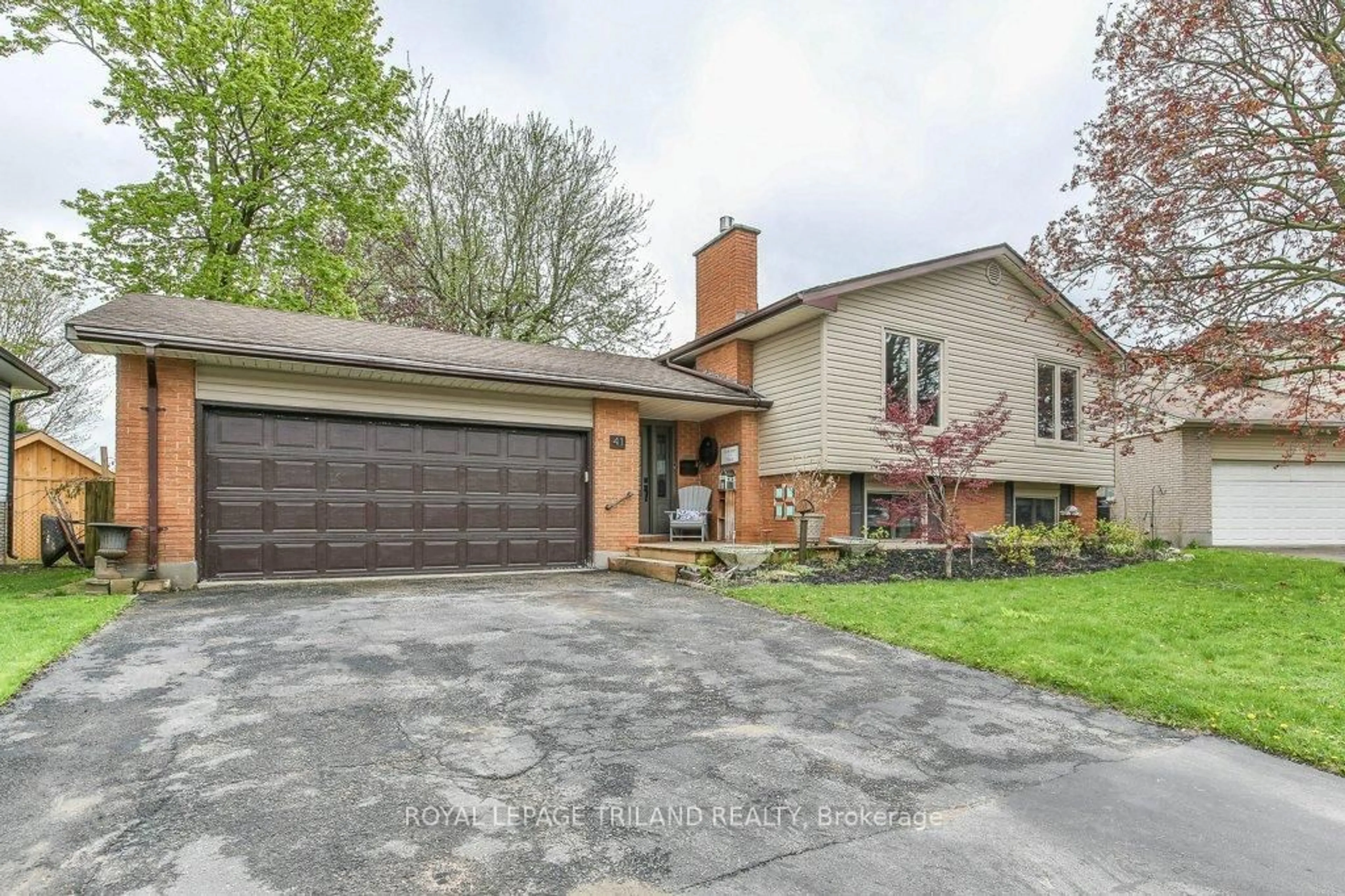 Home with brick exterior material, street for 41 FOX MILL Crt, London South Ontario N6J 2B7