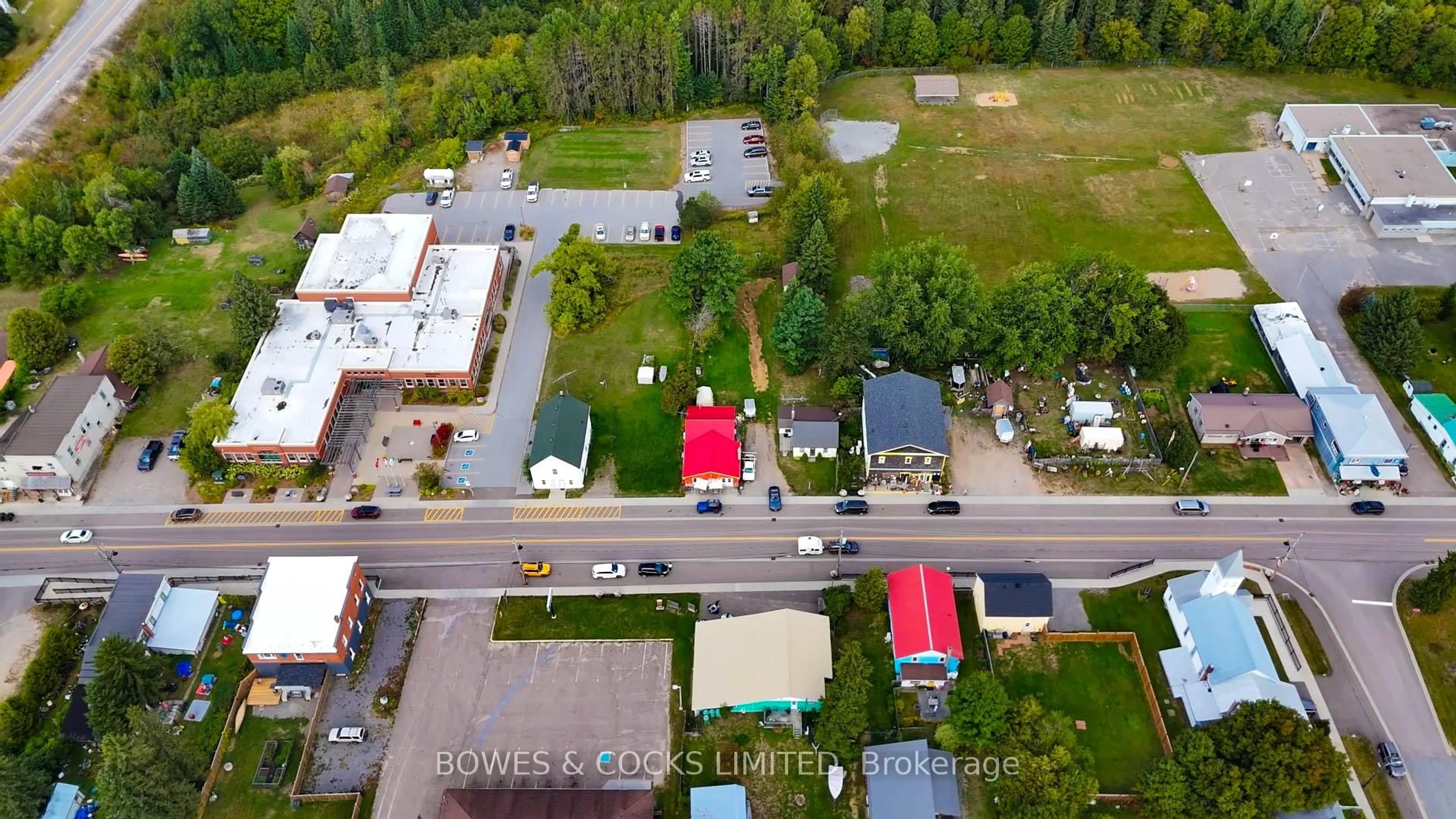 A pic from outside/outdoor area/front of a property/back of a property/a pic from drone, street for 33023 Highway 62, Maynooth Ontario K0L 2S0