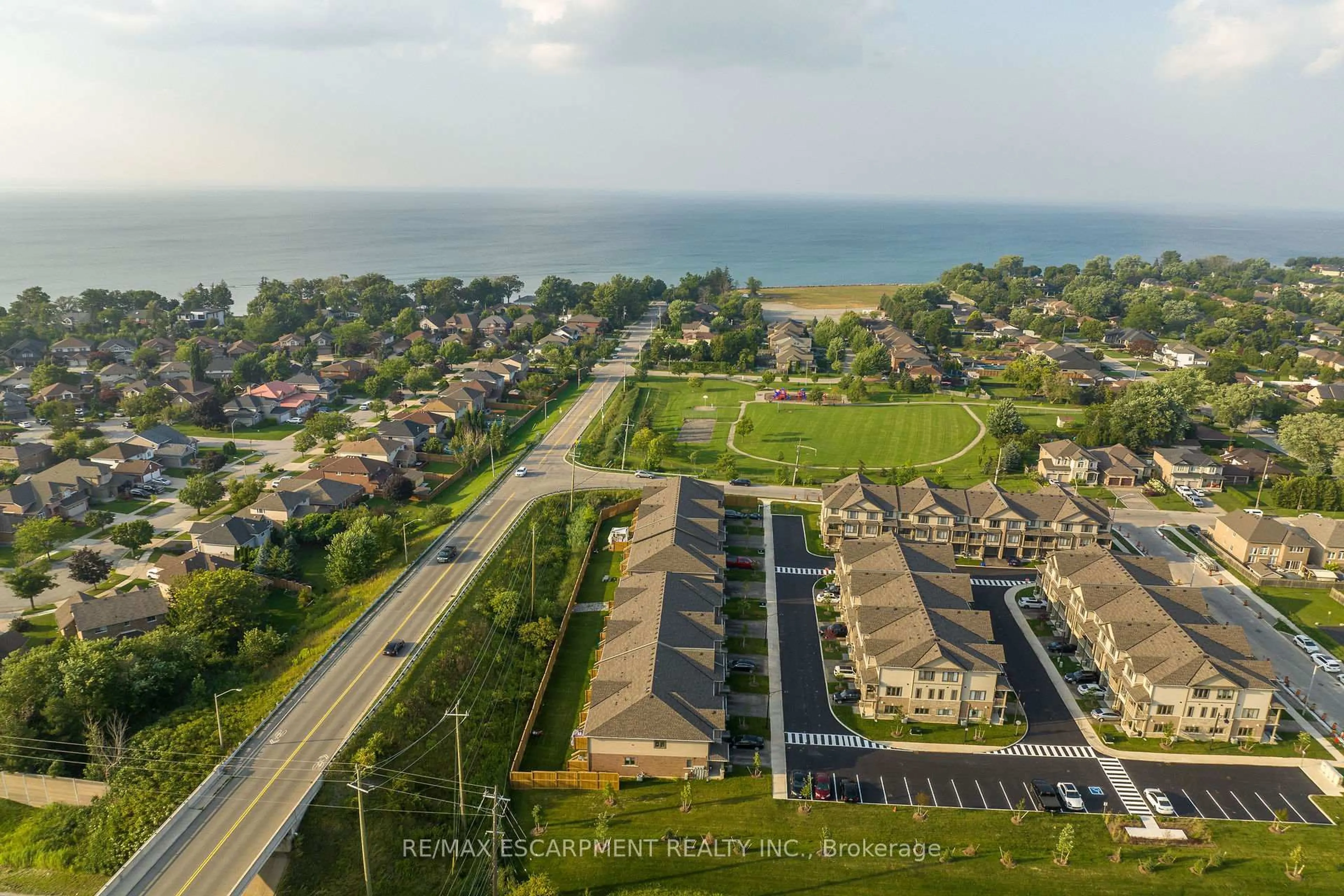 A pic from outside/outdoor area/front of a property/back of a property/a pic from drone, water/lake/river/ocean view for 27 Rachel Dr #24, Hamilton Ontario L8E 0K6