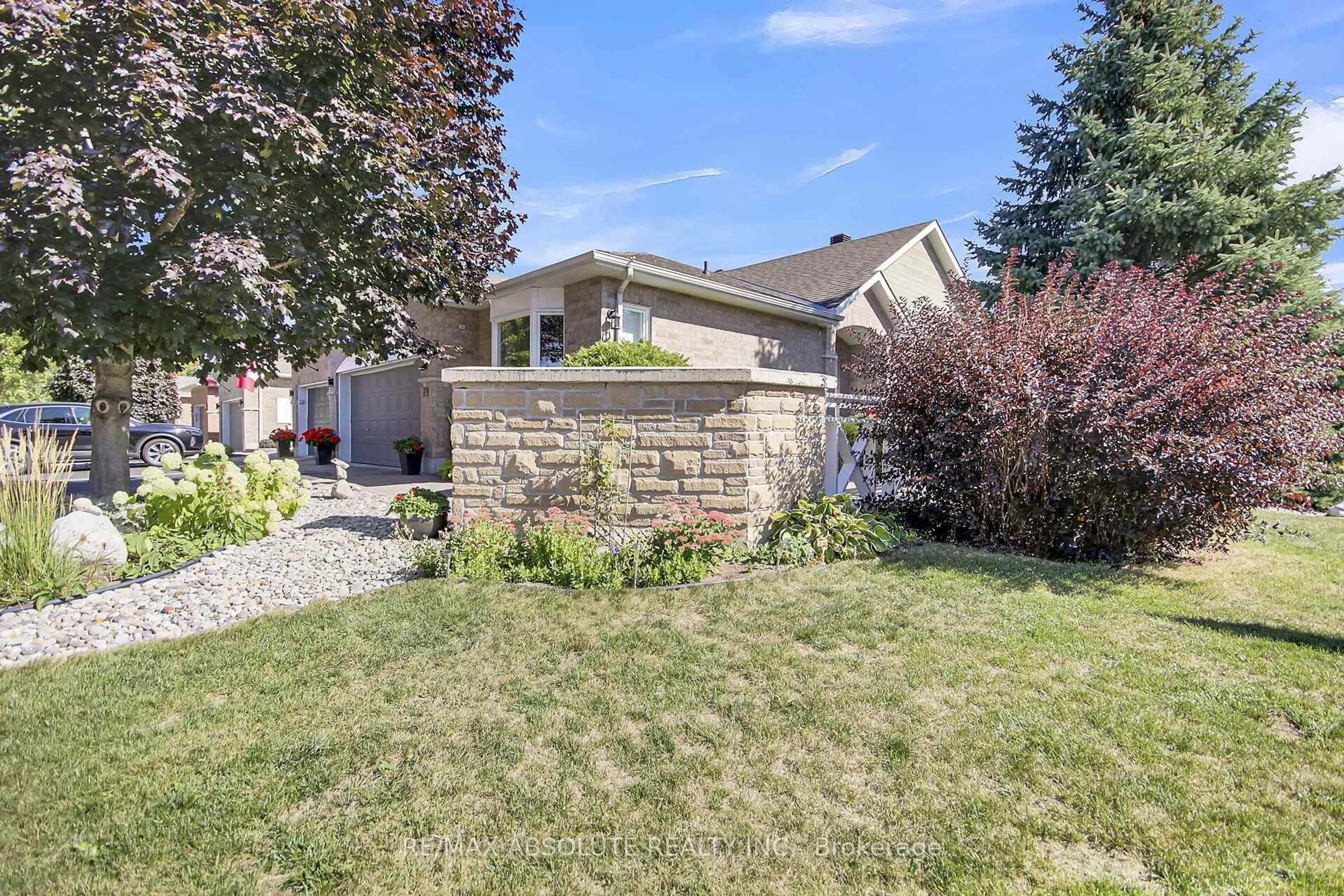 Unknown for 79 NIGHTHAWK Cres, Kanata Ontario K2M 2V2