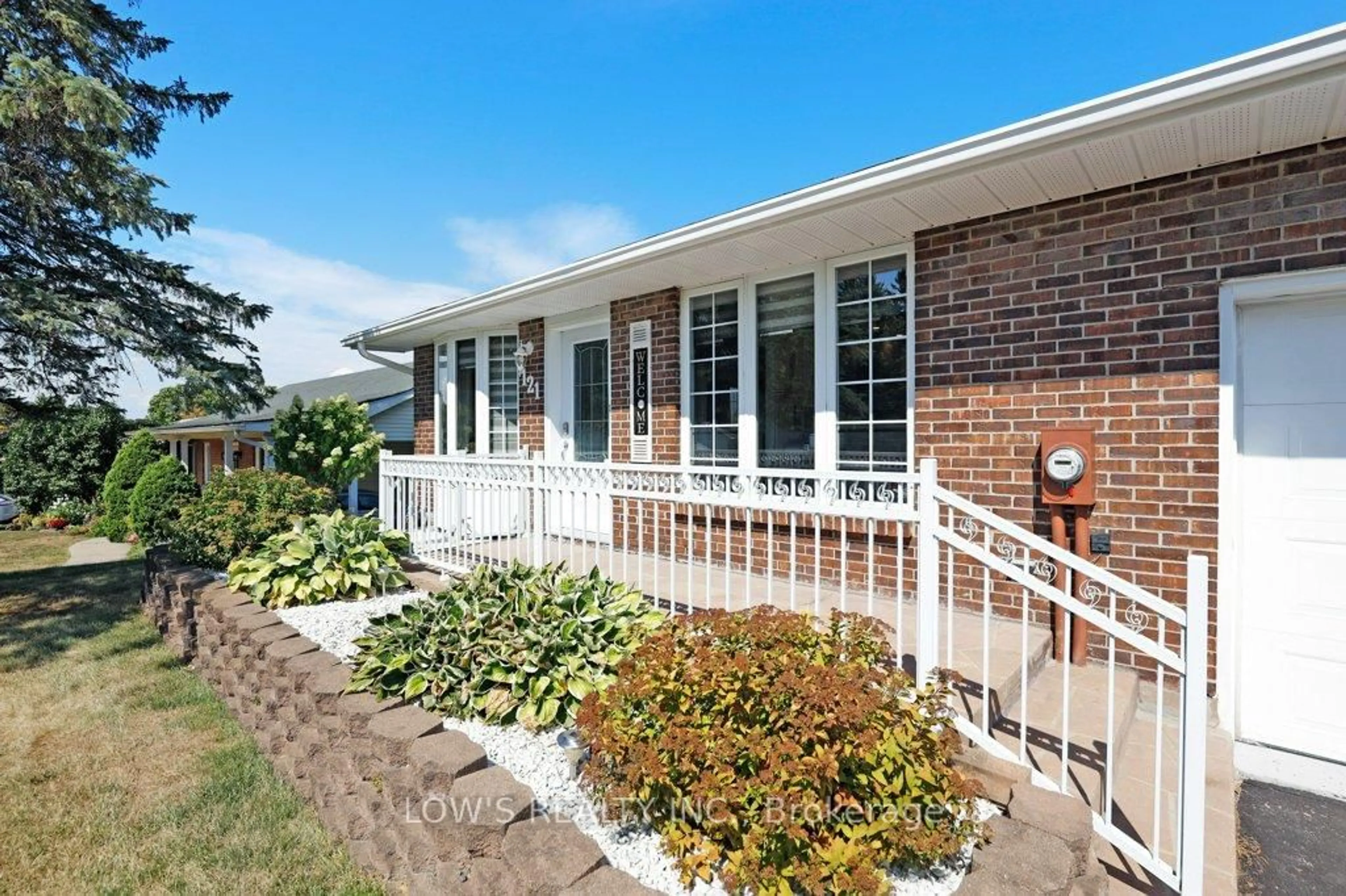 Home with brick exterior material, street for 121 Barton St, Champlain Ontario K0B 1R0