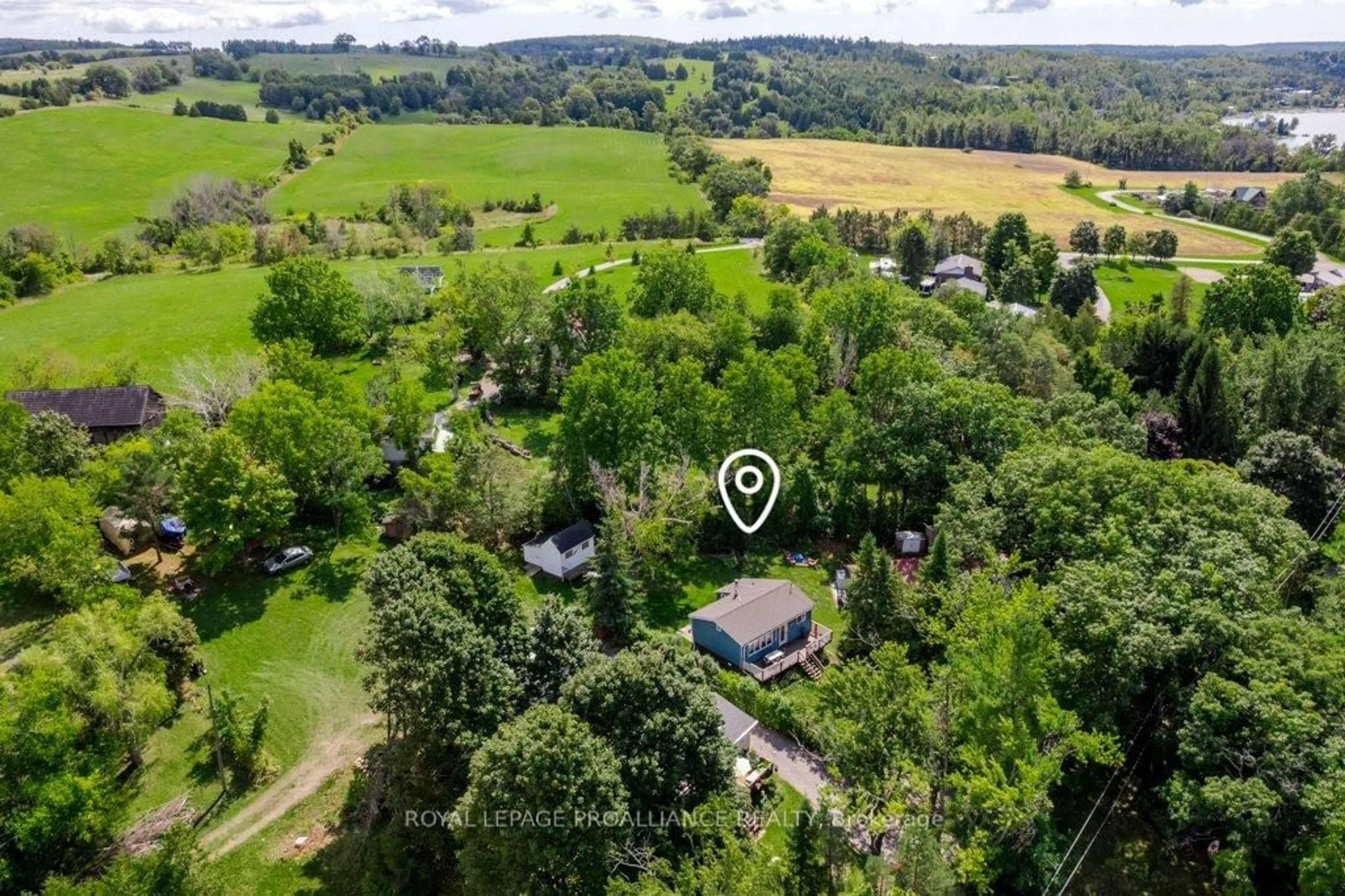 A pic from outside/outdoor area/front of a property/back of a property/a pic from drone, unknown for 422 Island View Rd #Unit #11, Alnwick/Haldimand Ontario K6H 5R7