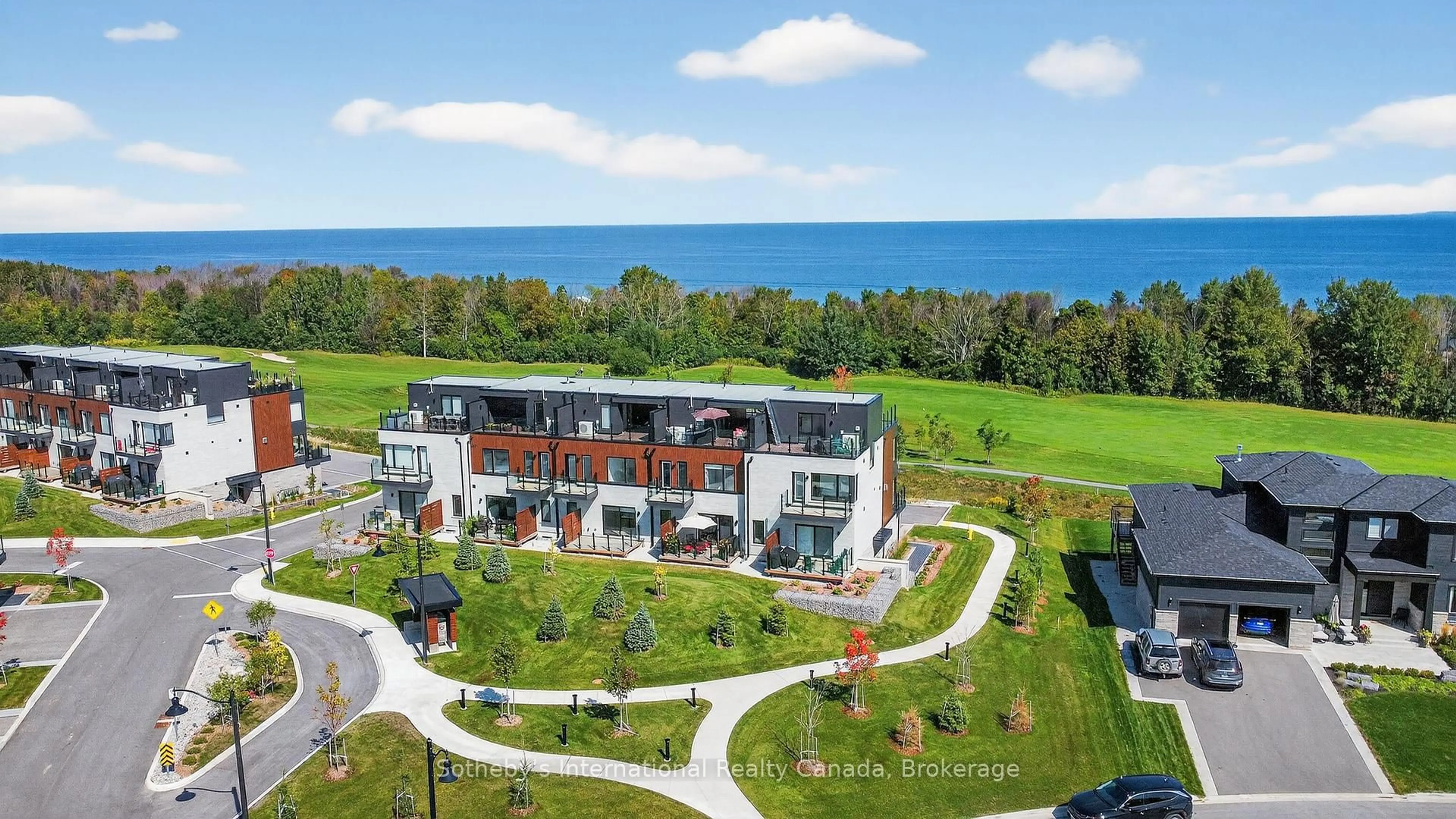 A pic from outside/outdoor area/front of a property/back of a property/a pic from drone, water/lake/river/ocean view for 117 Sladden Crt #32, Blue Mountains Ontario N0H 2P0