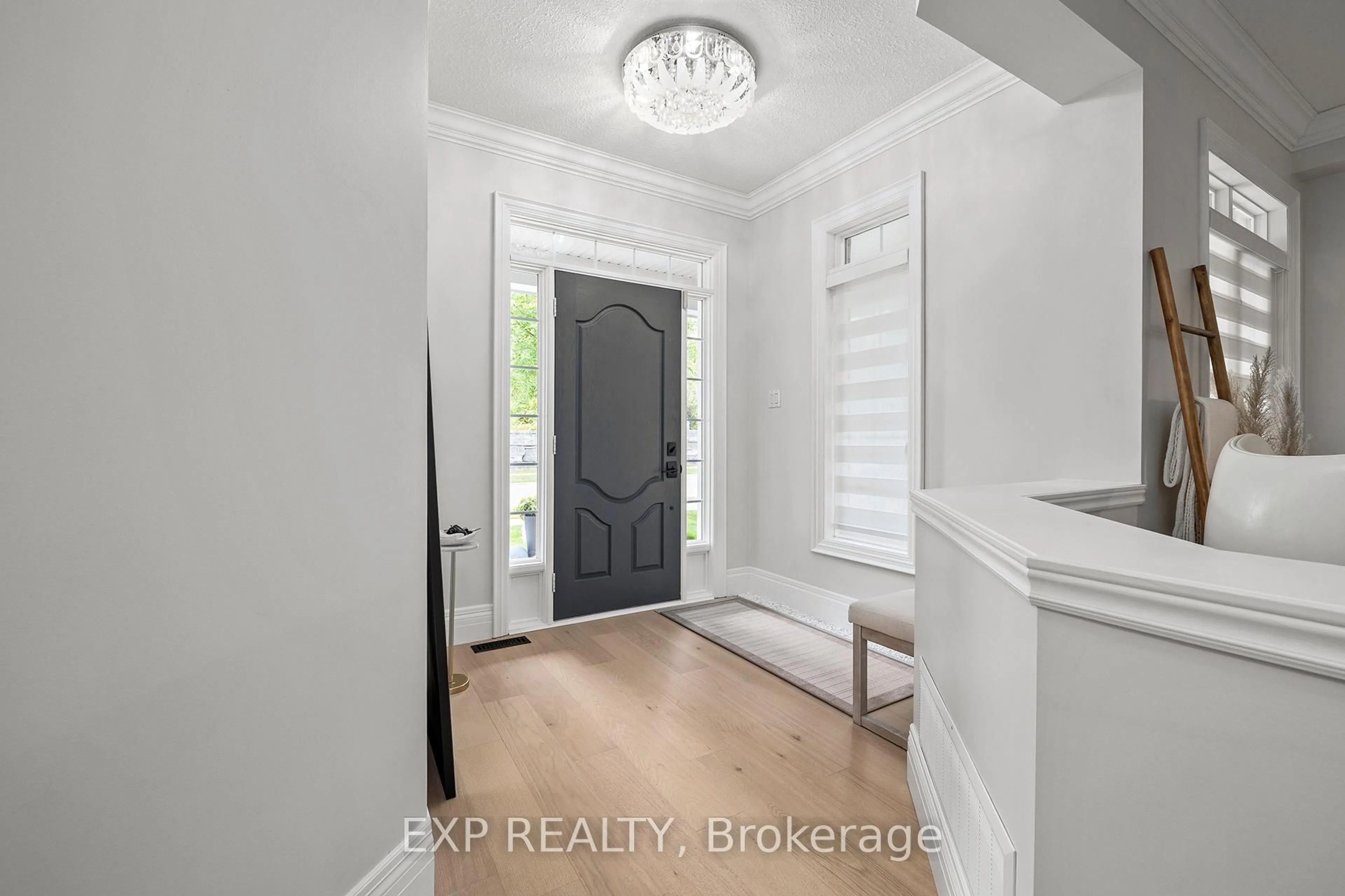Indoor entryway for 243 Sims Estate Dr, Kitchener Ontario N2A 4L4