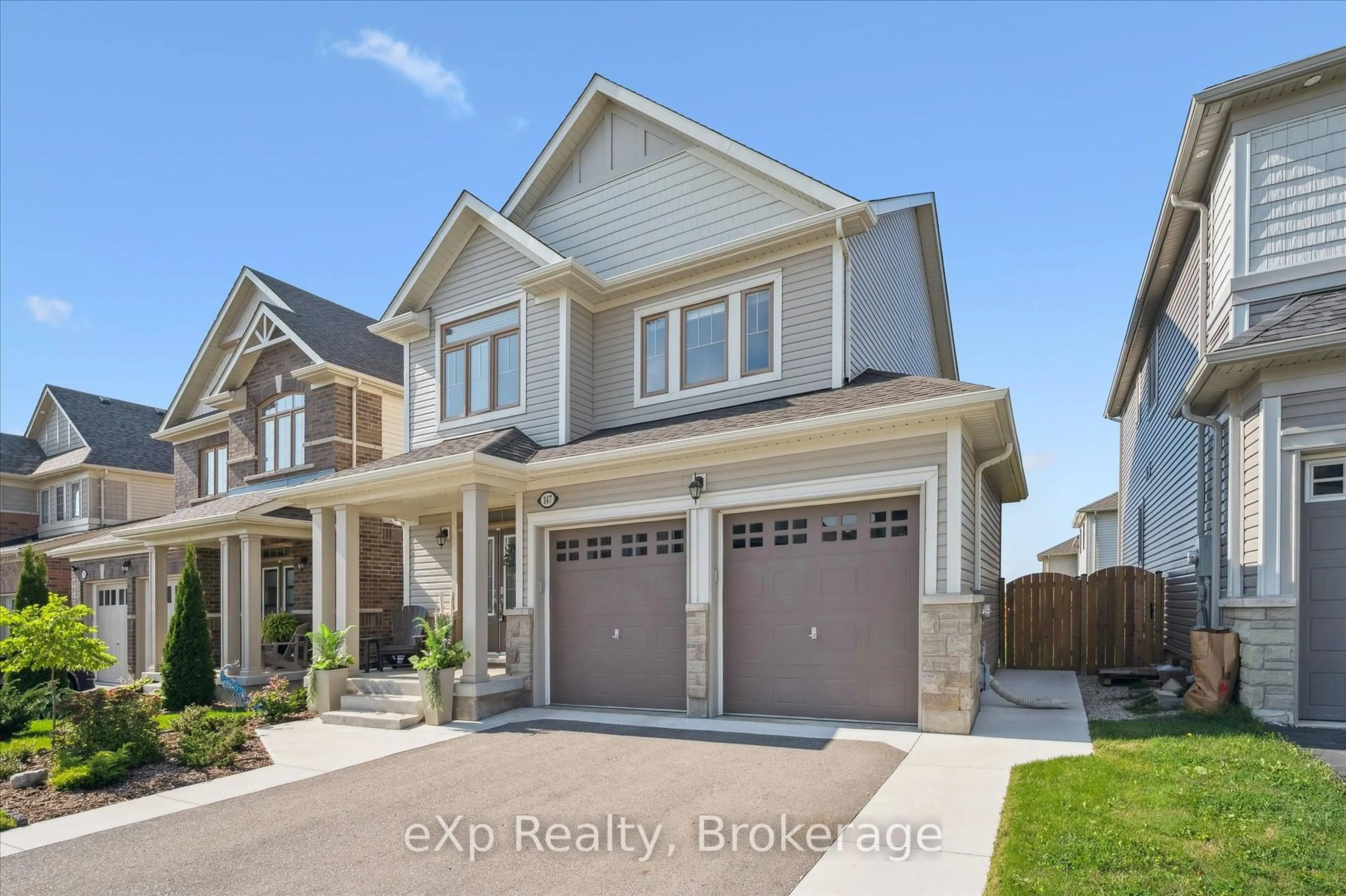 Home with vinyl exterior material, street for 147 Farley Rd, Centre Wellington Ontario N1M 0E8