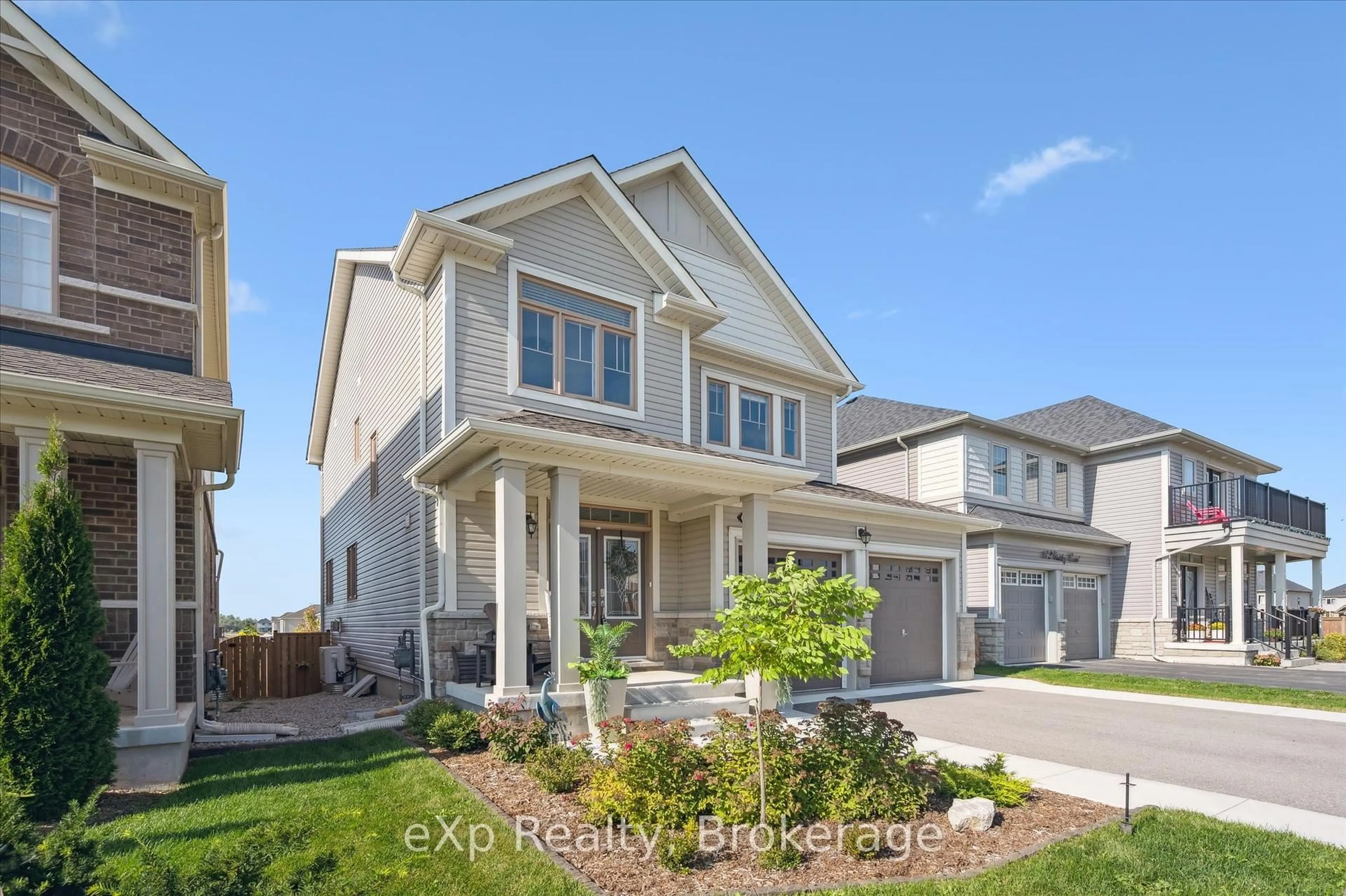 Home with vinyl exterior material, street for 147 Farley Rd, Centre Wellington Ontario N1M 0E8
