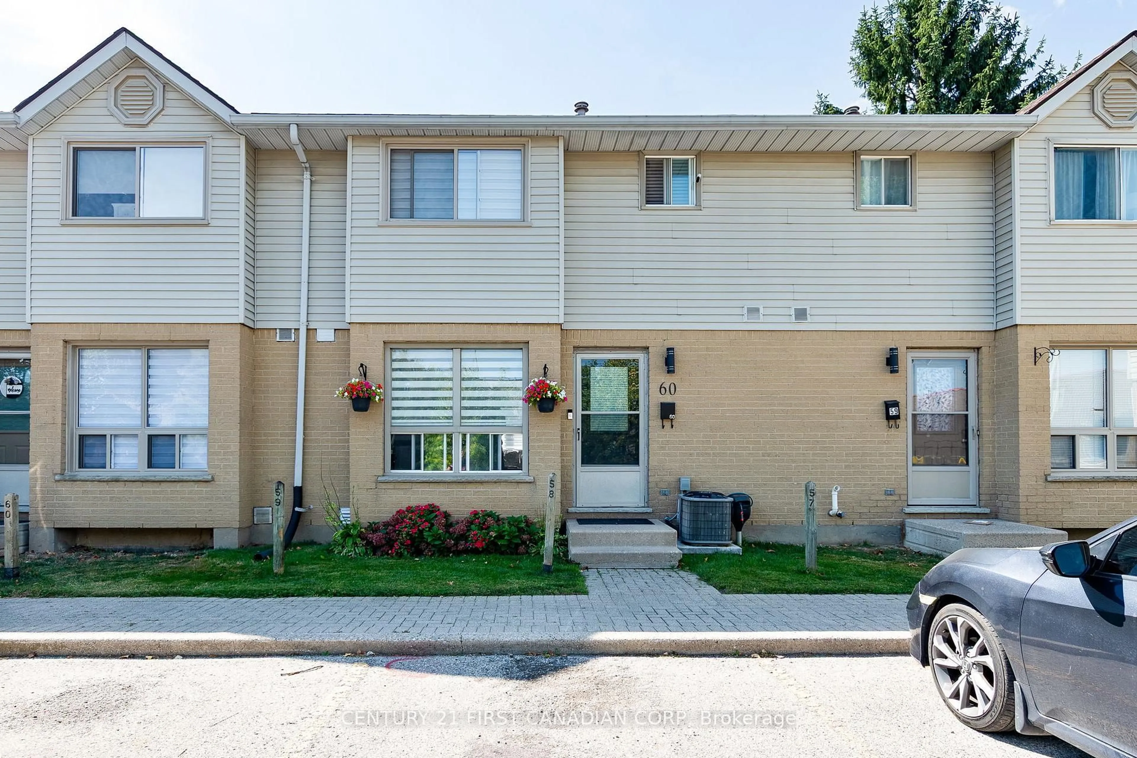 Unknown for 35 Waterman Ave #60, London South Ontario N6C 5T8