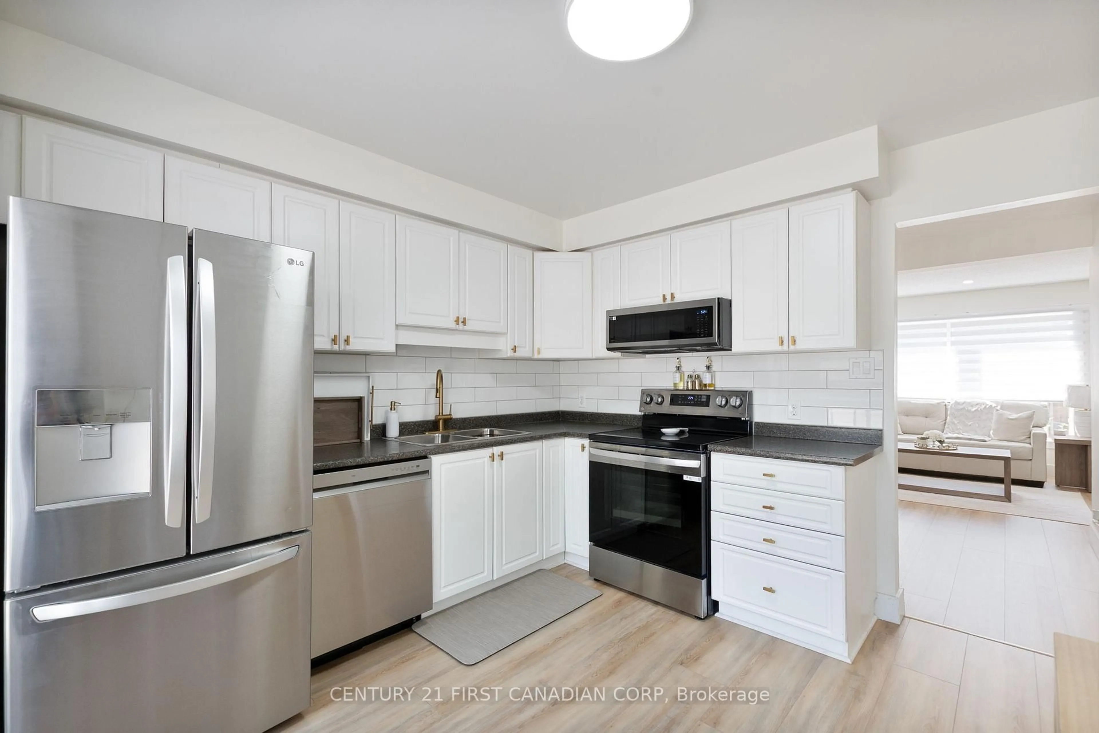 Standard kitchen, unknown for 35 Waterman Ave #60, London South Ontario N6C 5T8