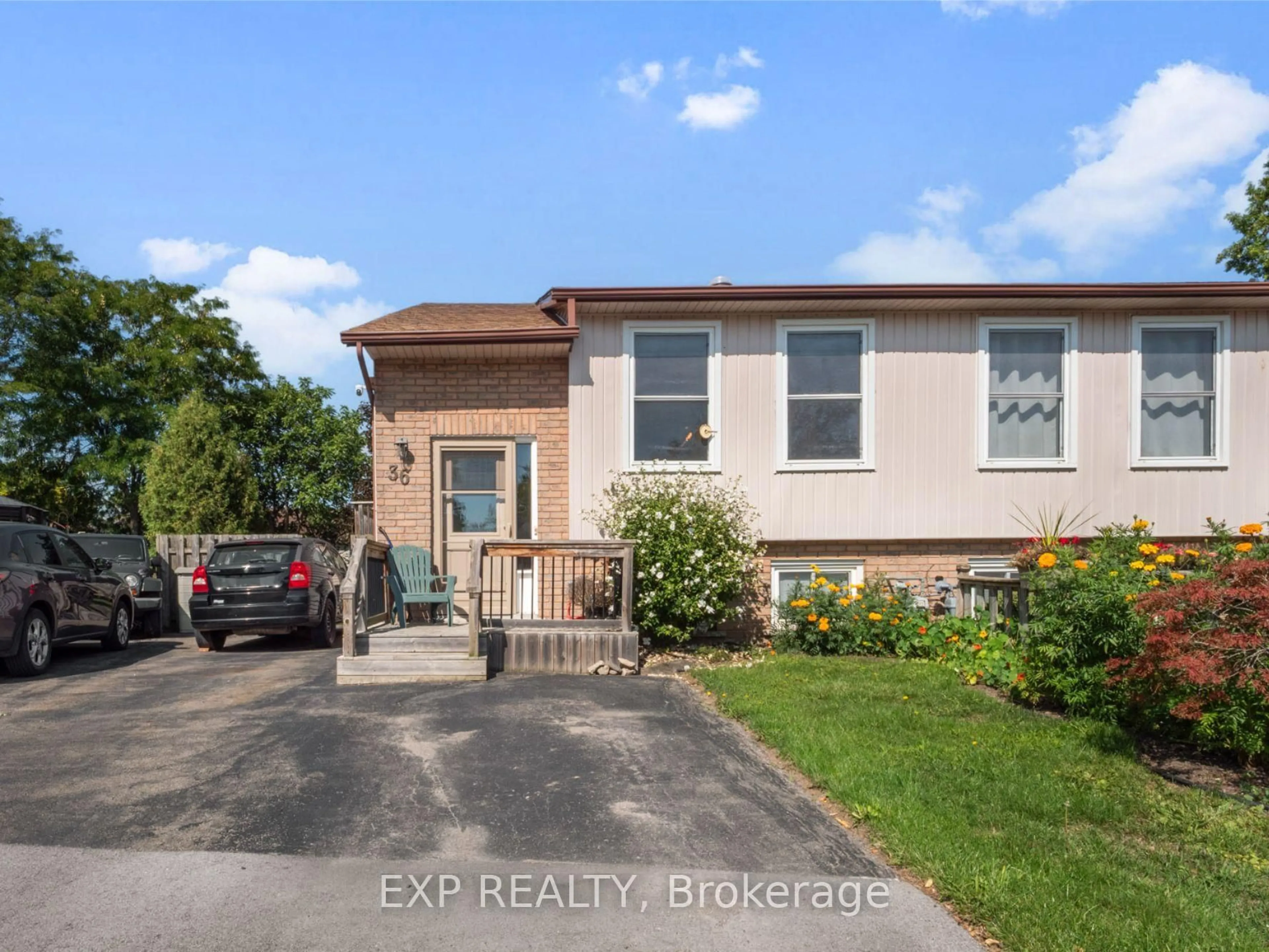 Unknown for 36 RAINBOW Crt, Welland Ontario L3C 6R4