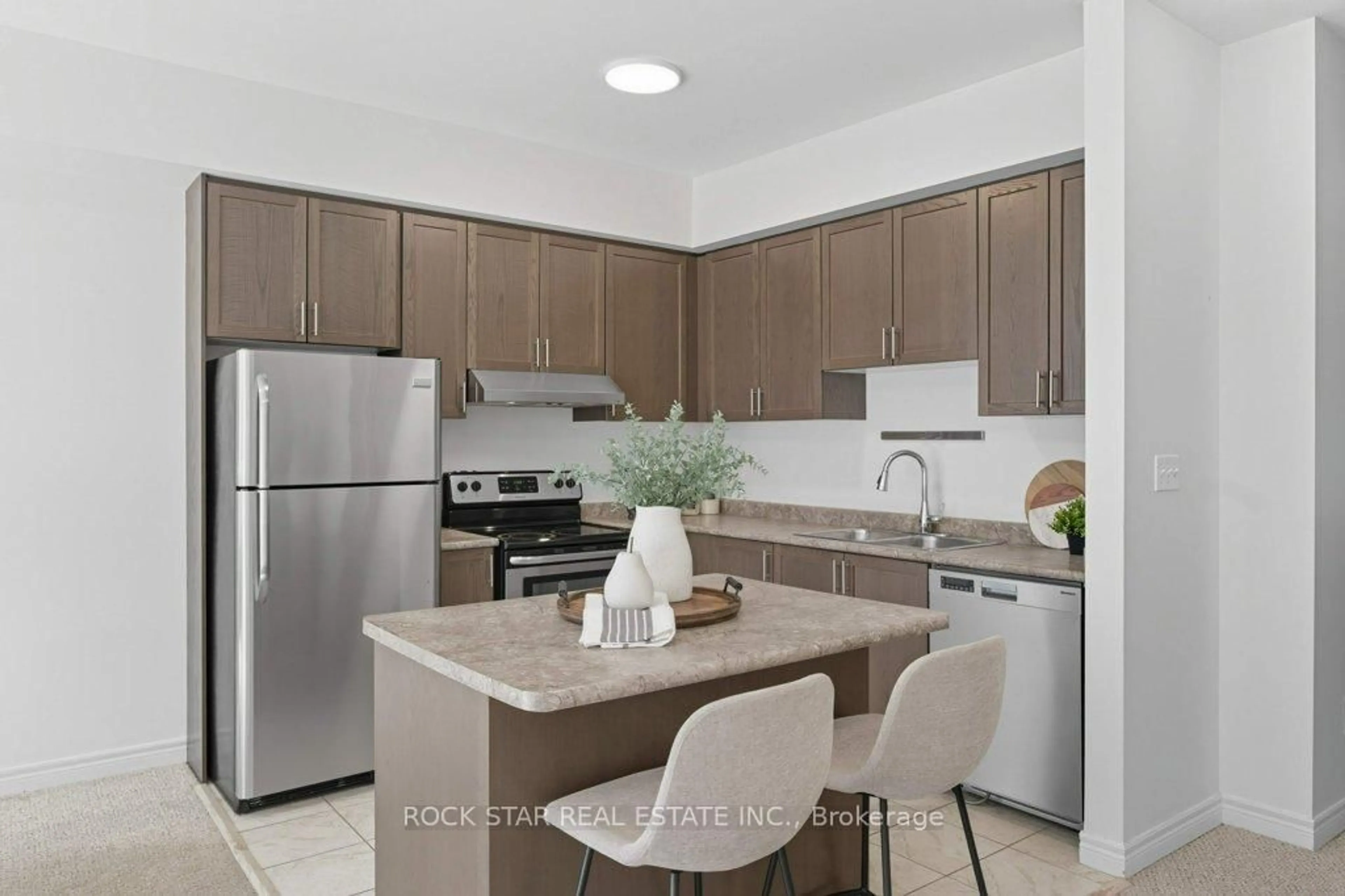 Standard kitchen, ceramic/tile floor for 55 Madonna Dr #14, Hamilton Ontario L9B 0H2