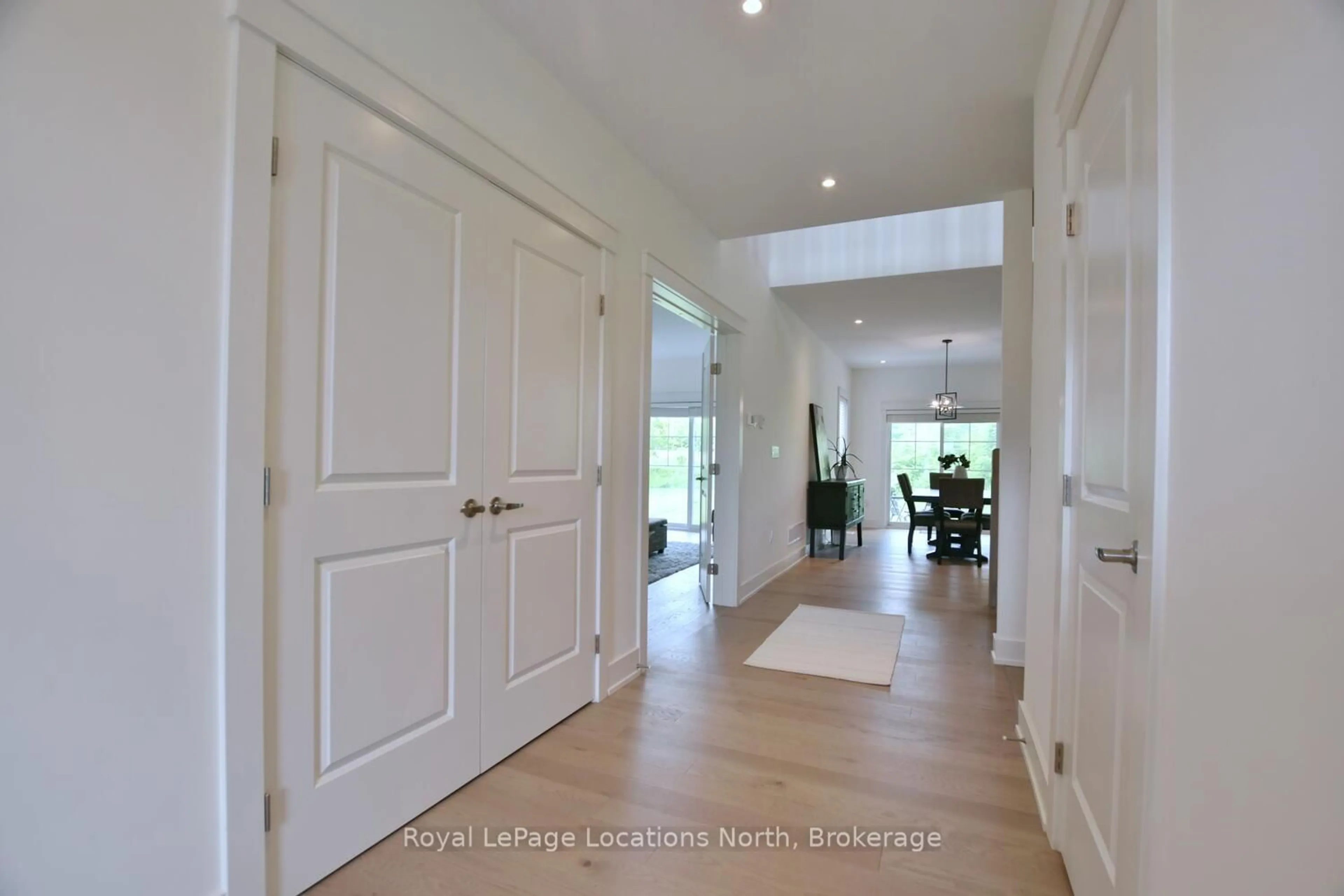 Indoor entryway for 216 Snowberry Lane, Georgian Bluffs Ontario N0H 1S0