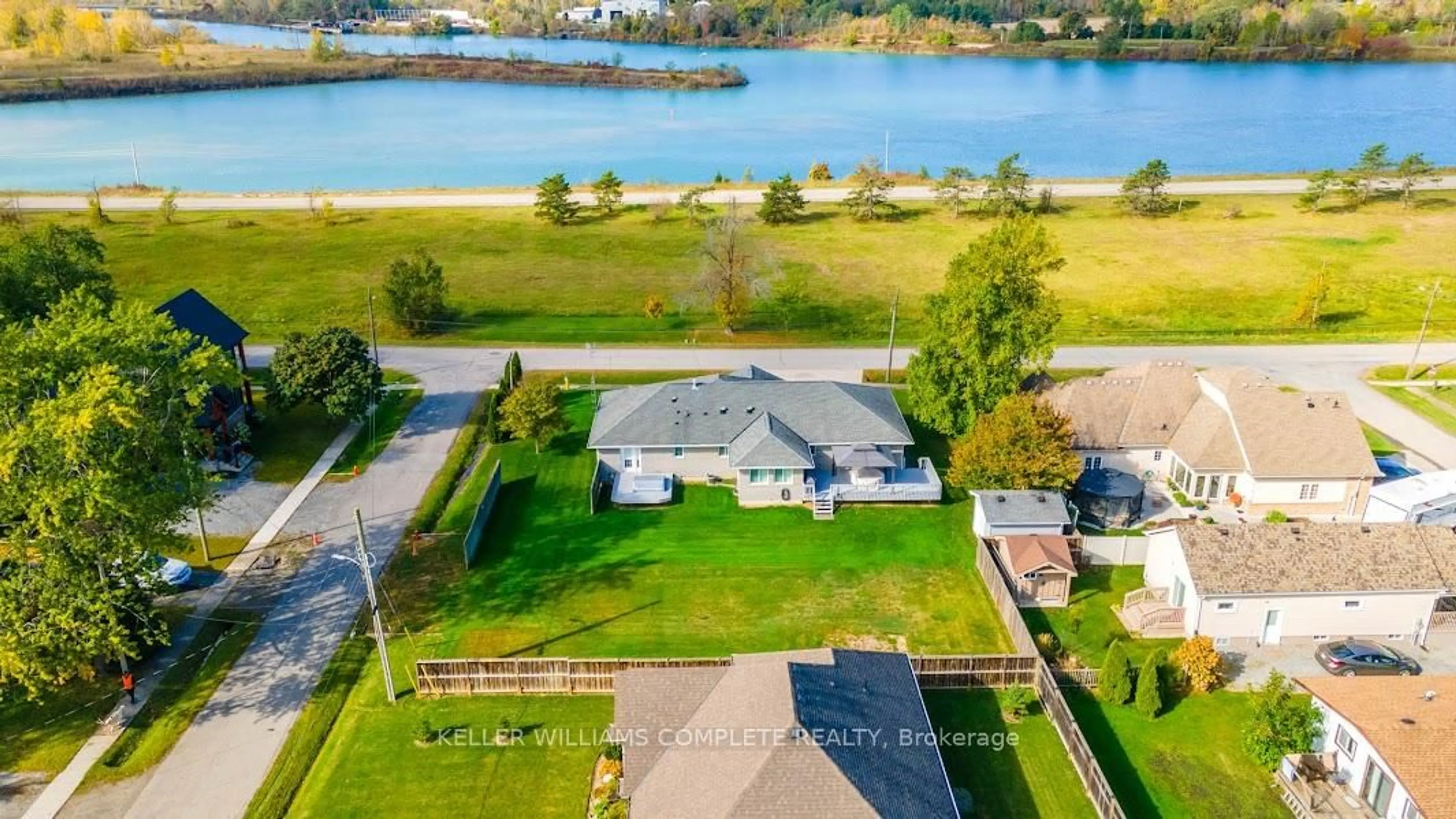 A pic from outside/outdoor area/front of a property/back of a property/a pic from drone, water/lake/river/ocean view for 24 South Main St, Thorold Ontario L0S 1K0