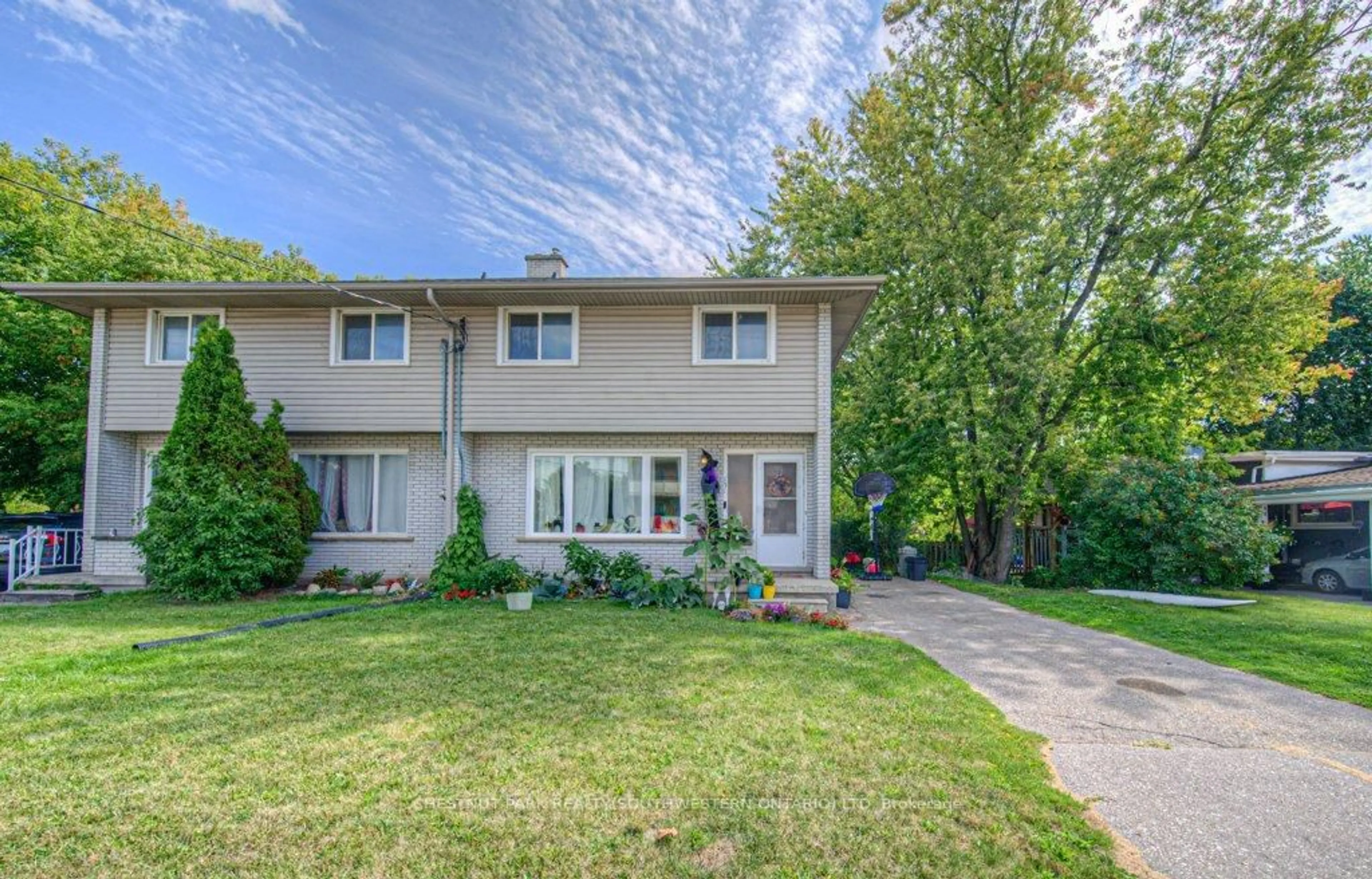 Unknown for 151 Franklin St, Kitchener Ontario N2A 1Y3