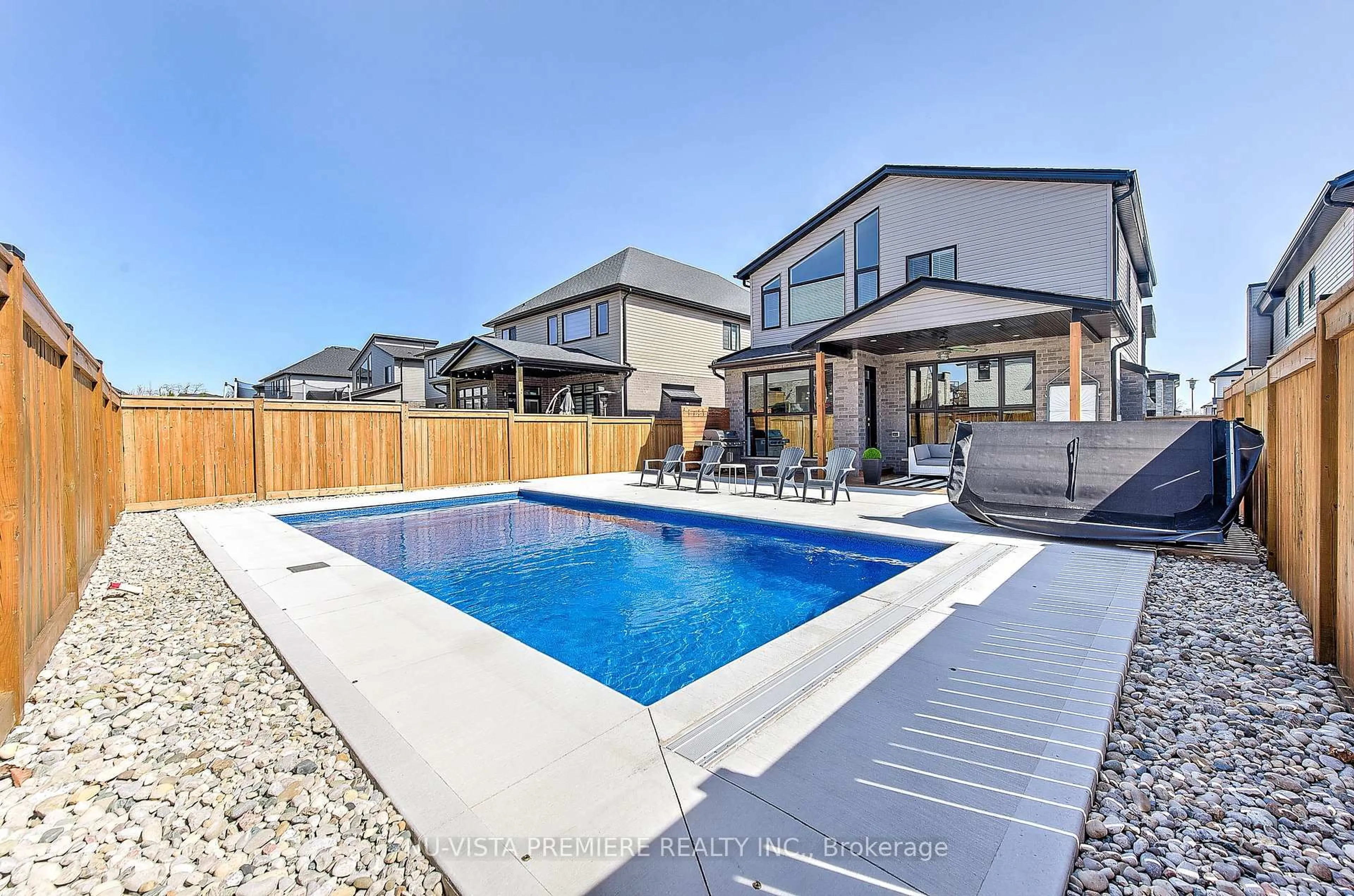 Pool for 1794 BRUNSON Way, London South Ontario N6K 0H1