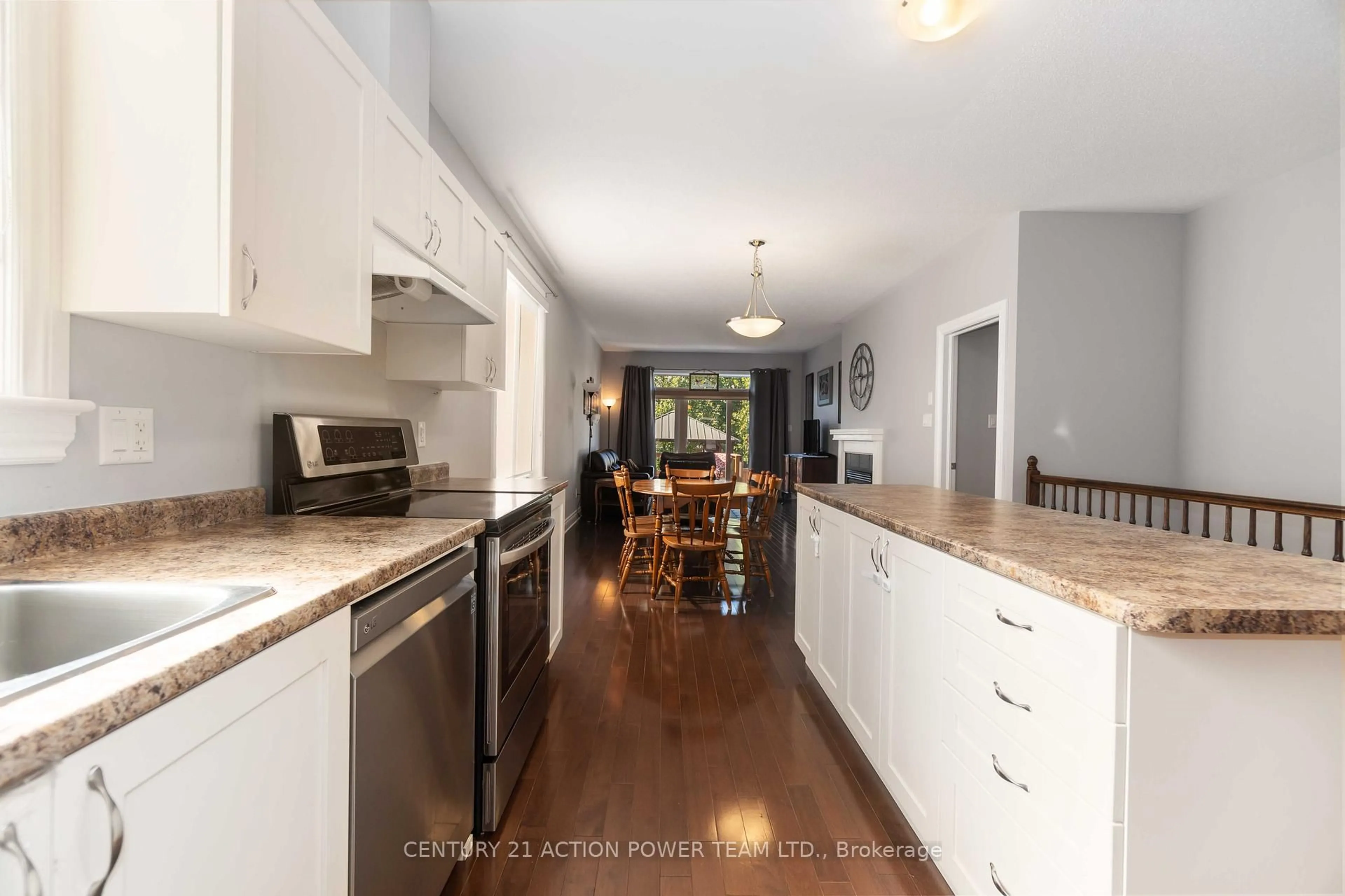 Open concept kitchen, unknown for 77 Desmond Trudeau Dr, Arnprior Ontario K7S 0G7