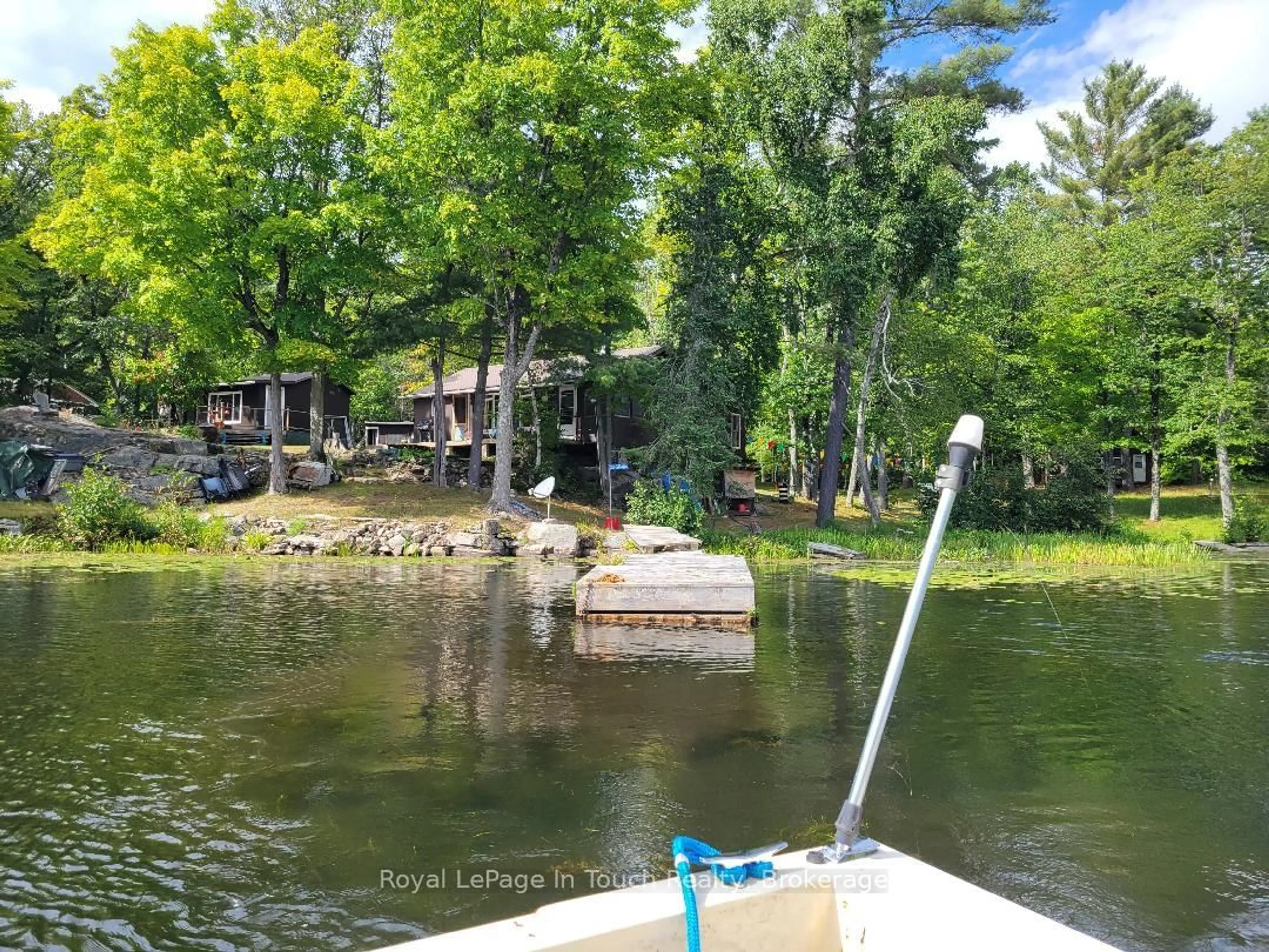 A pic from outside/outdoor area/front of a property/back of a property/a pic from drone, water/lake/river/ocean view for 20 SR404 Severn River, Muskoka Lakes Ontario L0K 1E0