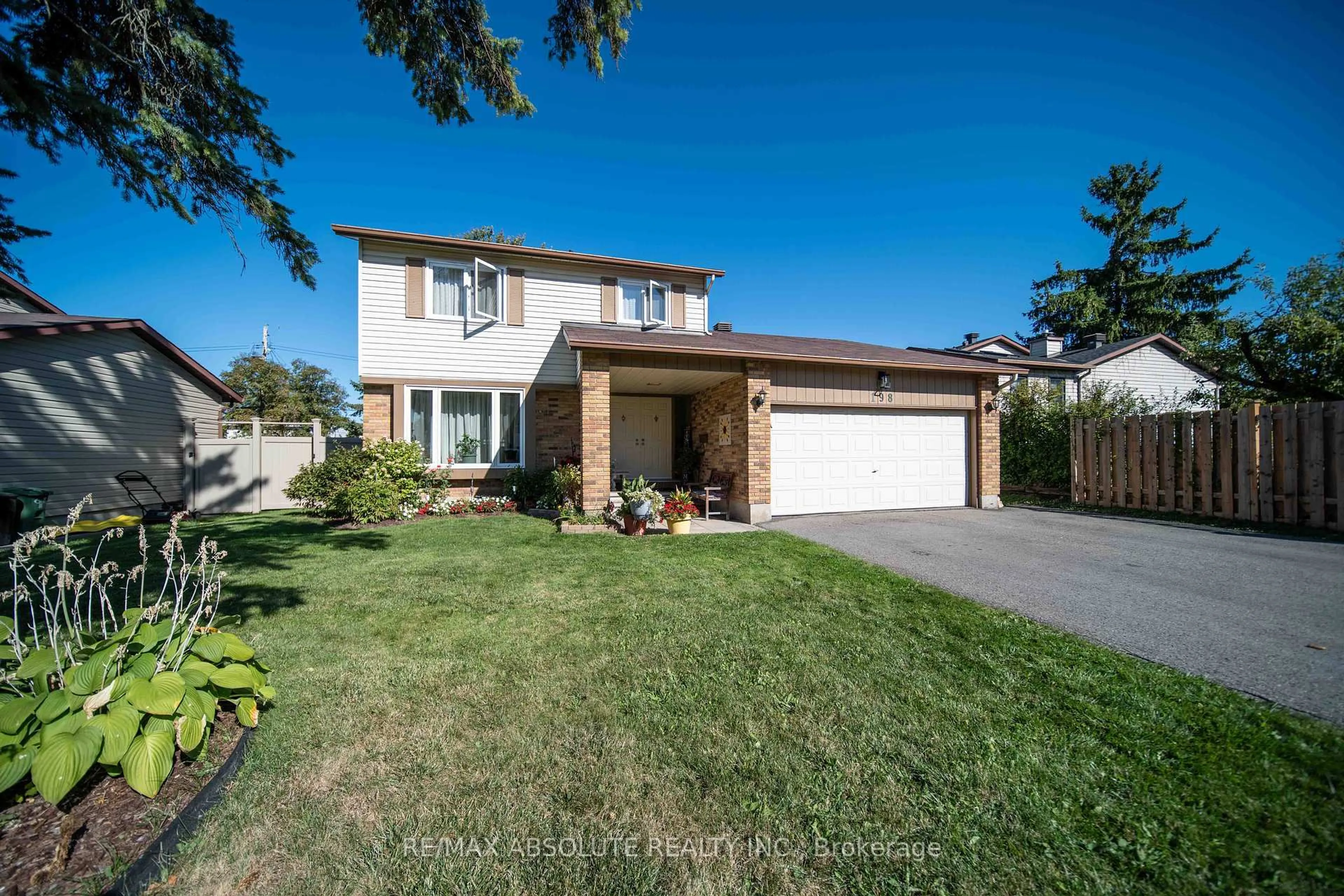 Unknown for 198 Hoylake Cres, Orleans Ontario K1E 2M8