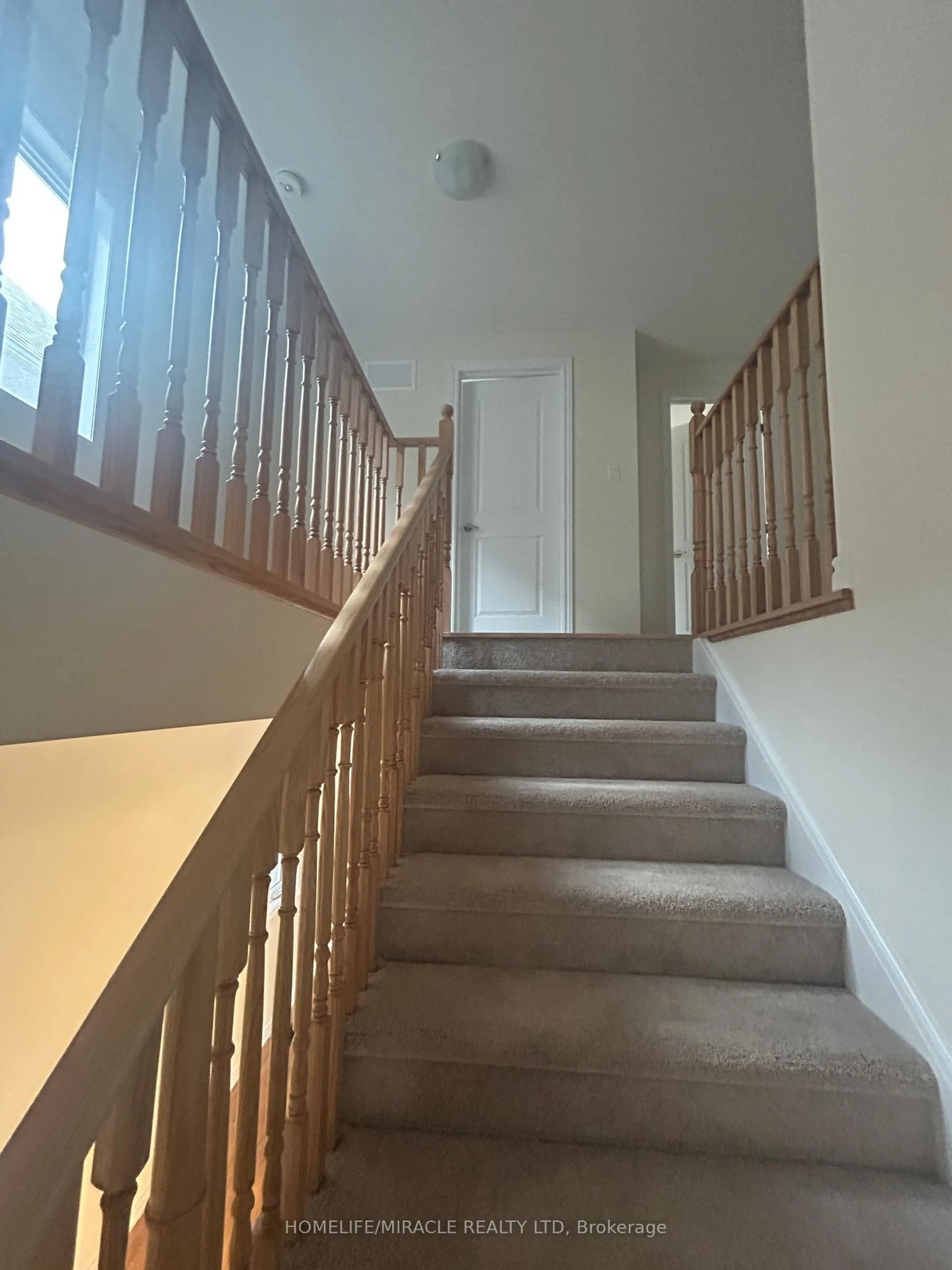 Stairs for 89 Sanders Rd, Erin Ontario N0B 1T0
