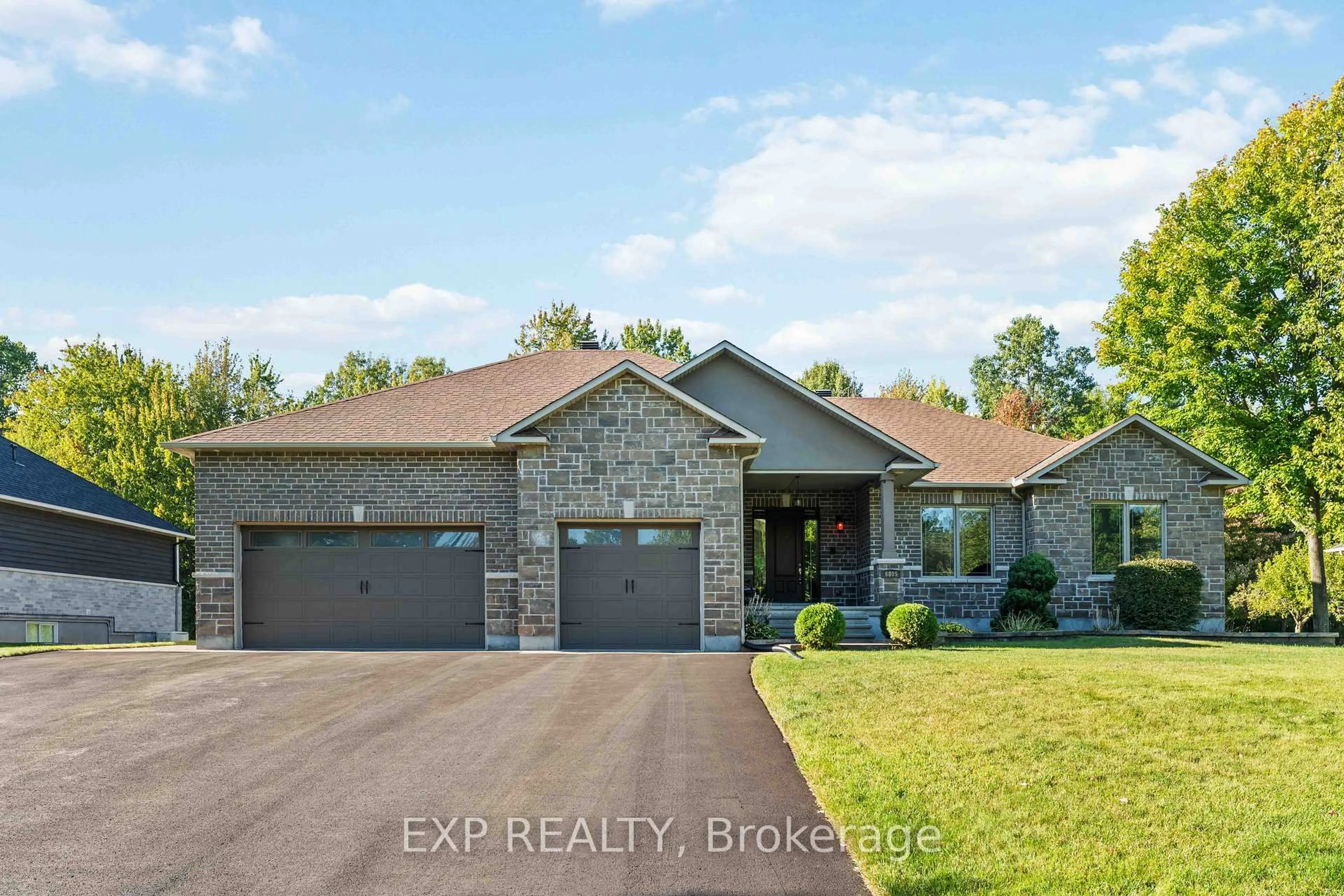 Home with brick exterior material, unknown for 6805 Pebble Trail Way, Ottawa Ontario K4P 0B7