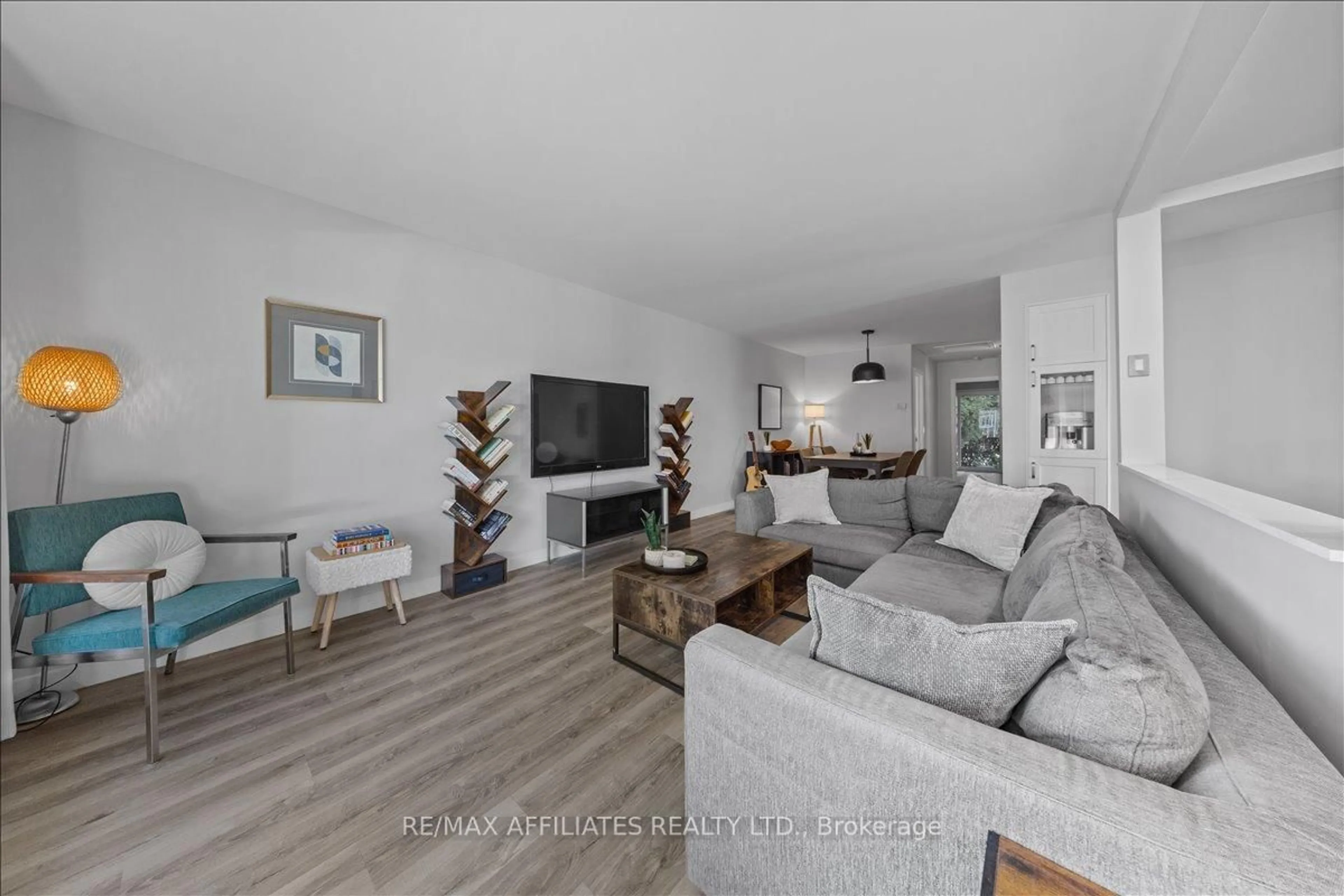 Living room with furniture, unknown for 381 Spartan Ave, Ottawa Ontario K1K 1J6