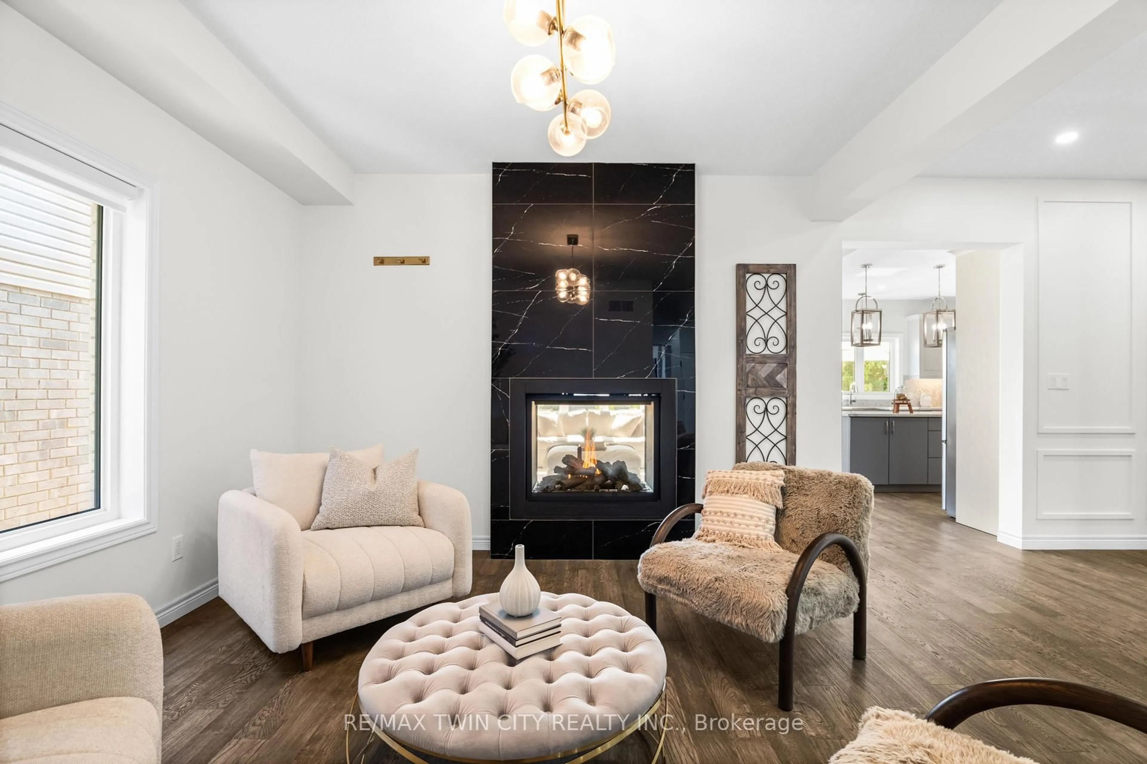 Living room with furniture, unknown for 297 Blair Creek Dr, Kitchener Ontario N2P 0G4