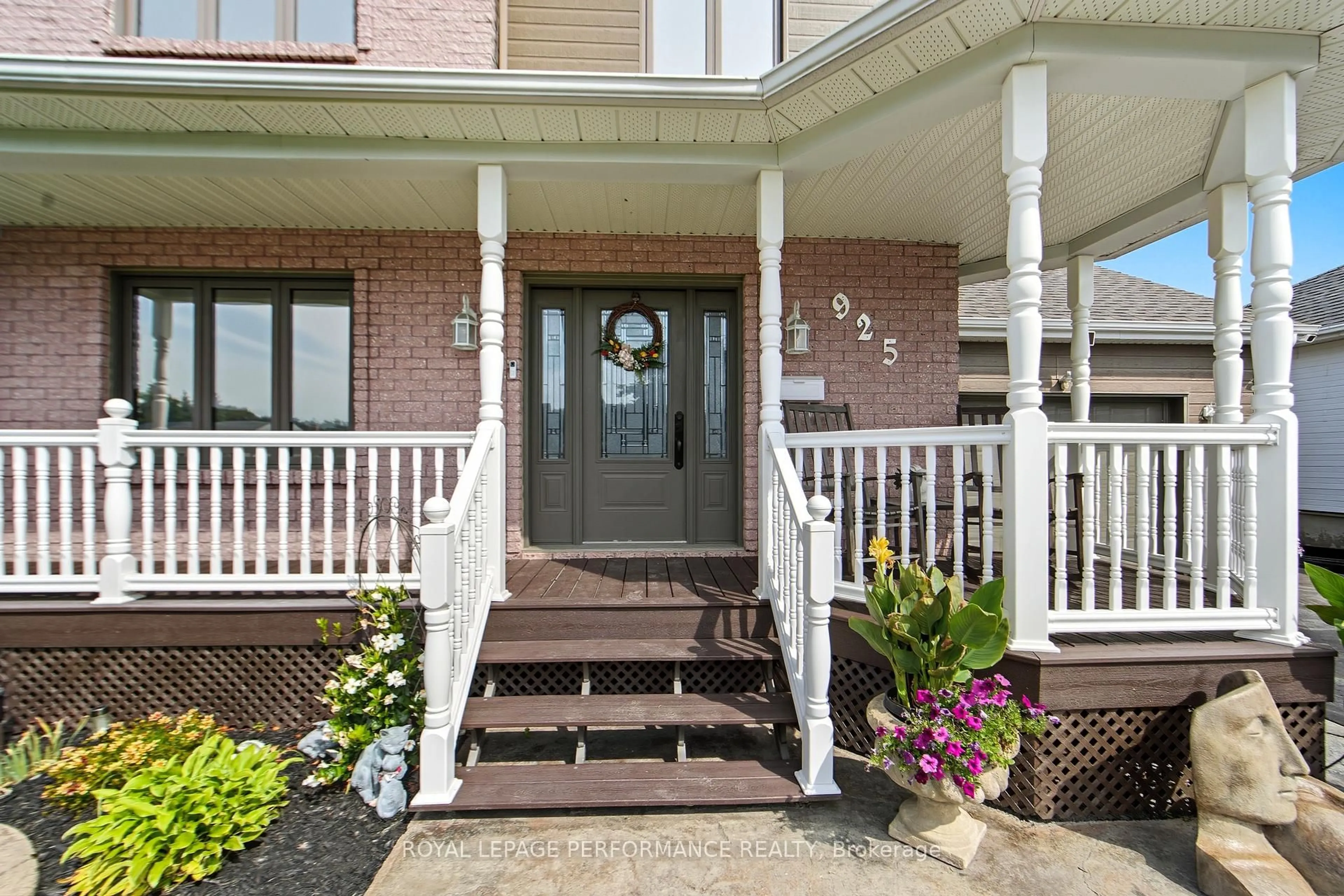 Unknown for 925 Royal Ave, Hawkesbury Ontario K6A 3K2