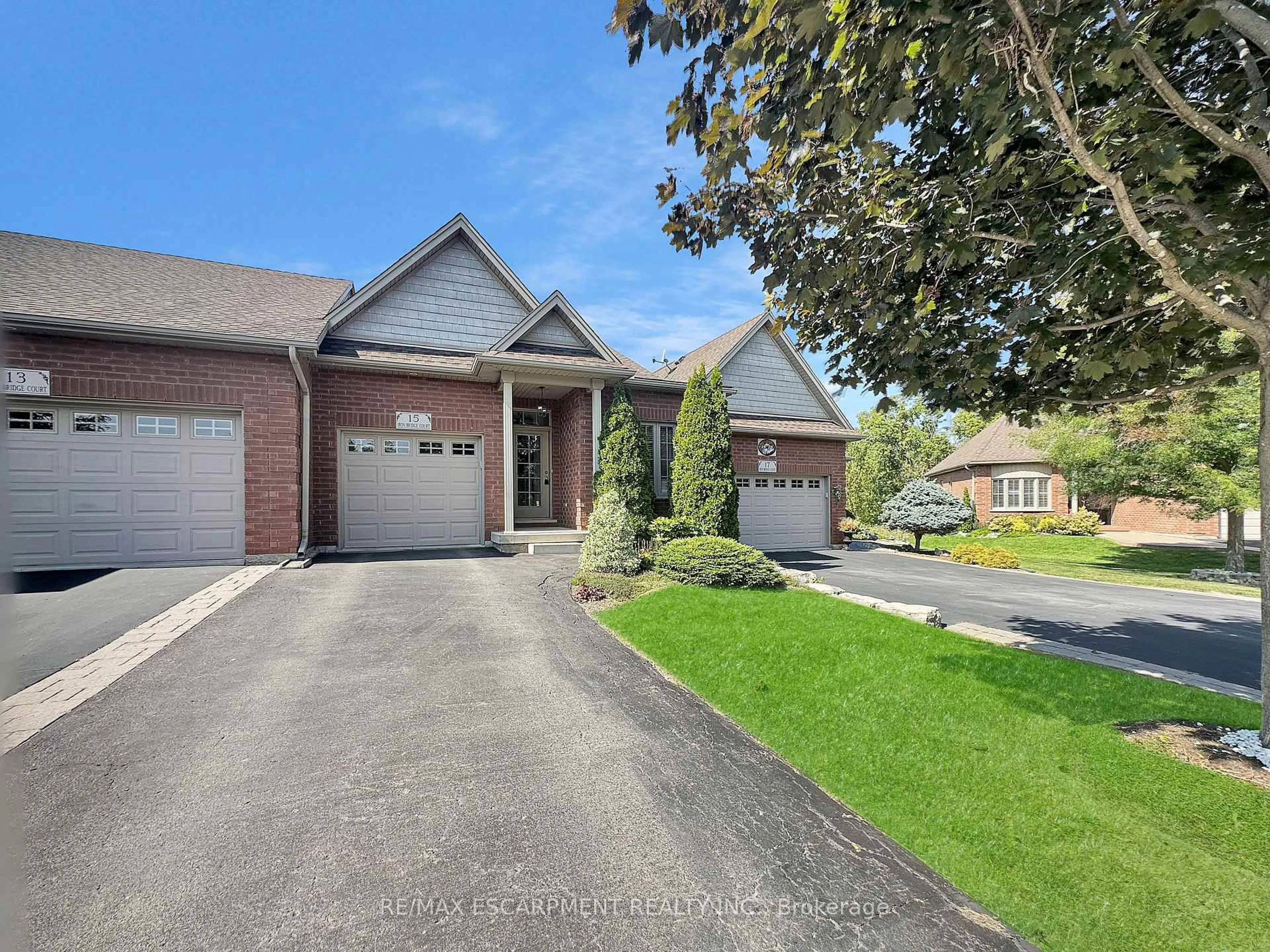 Home with brick exterior material, street for 15 Iron Bridge Crt, Haldimand Ontario N3W 0A4
