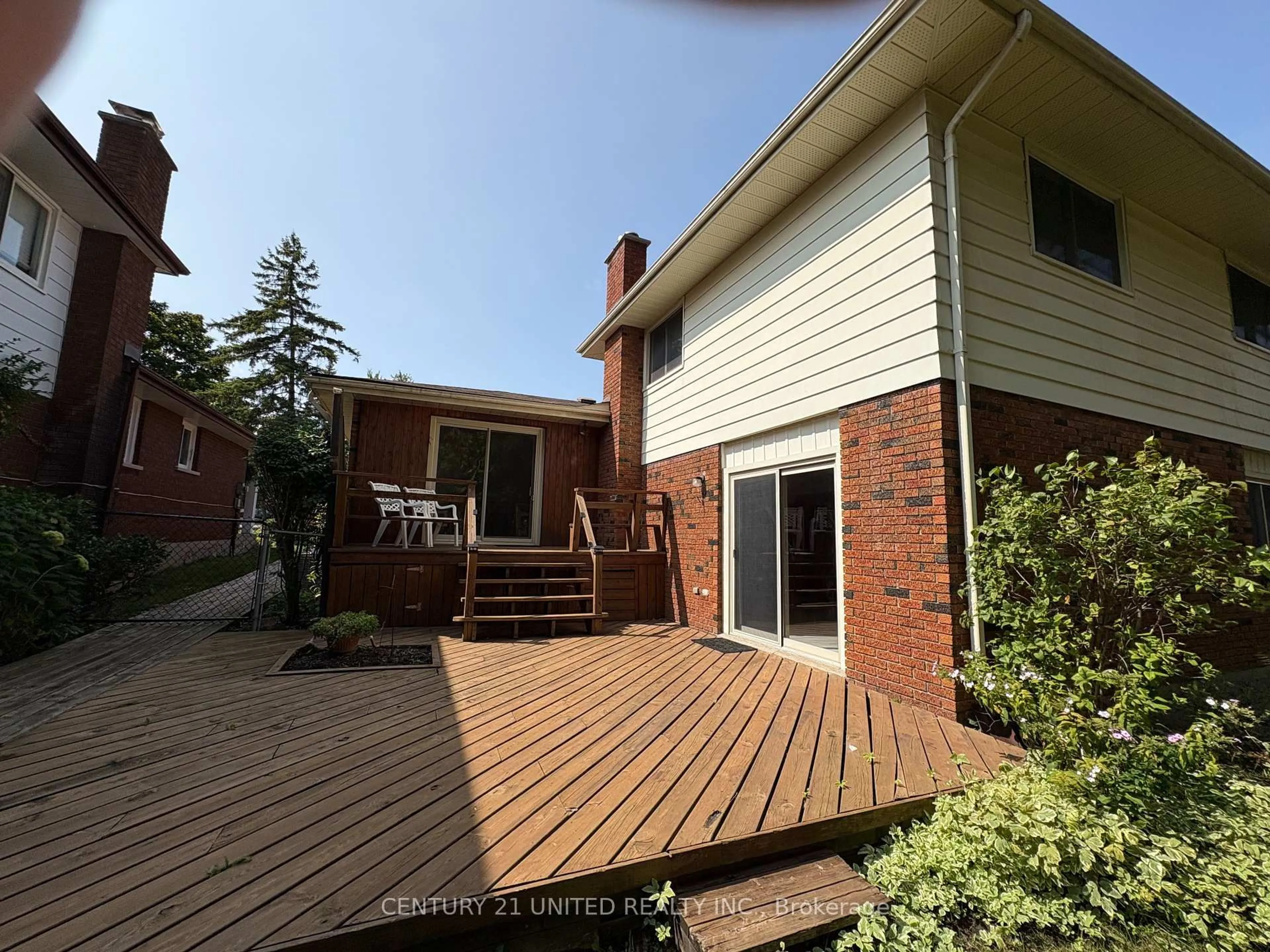 Home with brick exterior material, street for 1332 Balsam Ave, Peterborough Ontario K9J 7E2