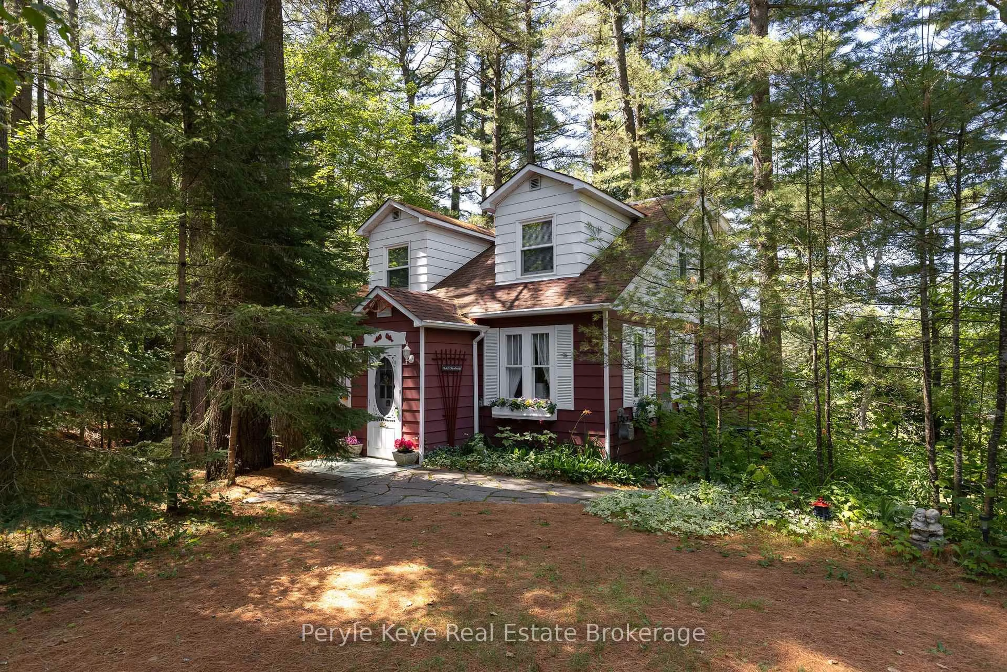 Unknown for 136 Deer Lake Rd, Huntsville Ontario P0B 1L0