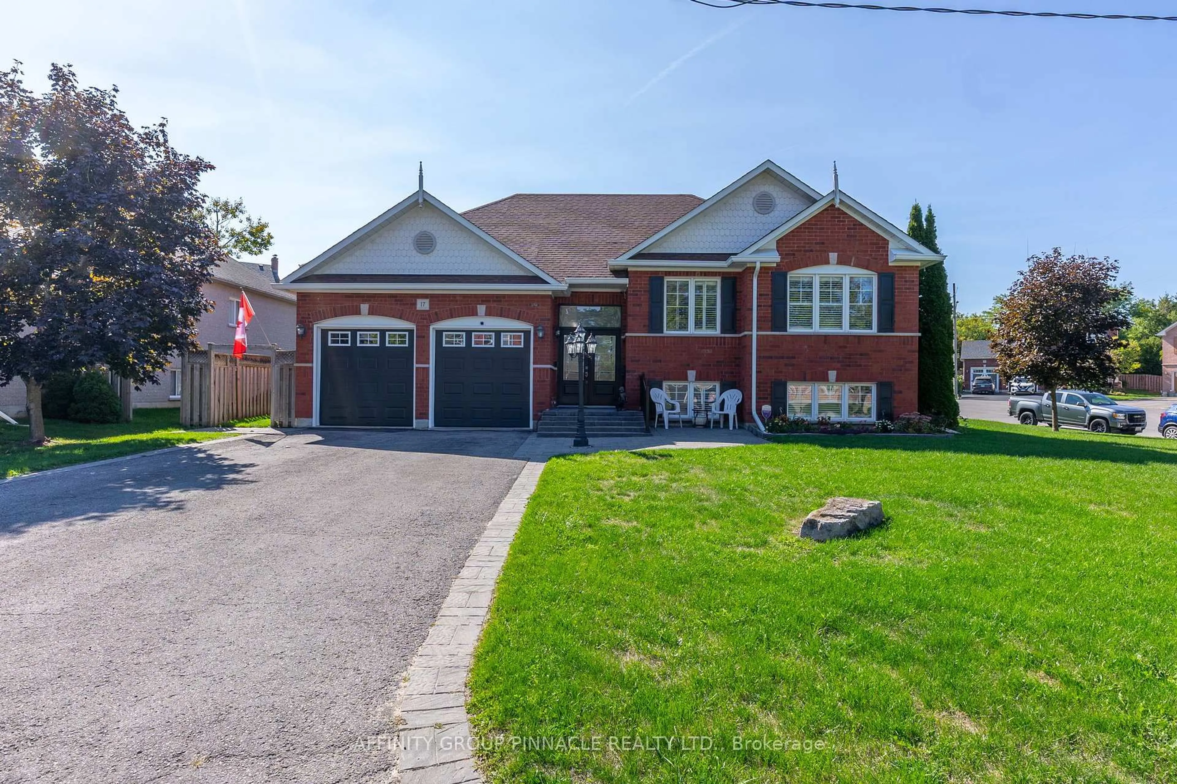 Home with brick exterior material, street for 17 Wood Crt, Kawartha Lakes Ontario K9V 6J4