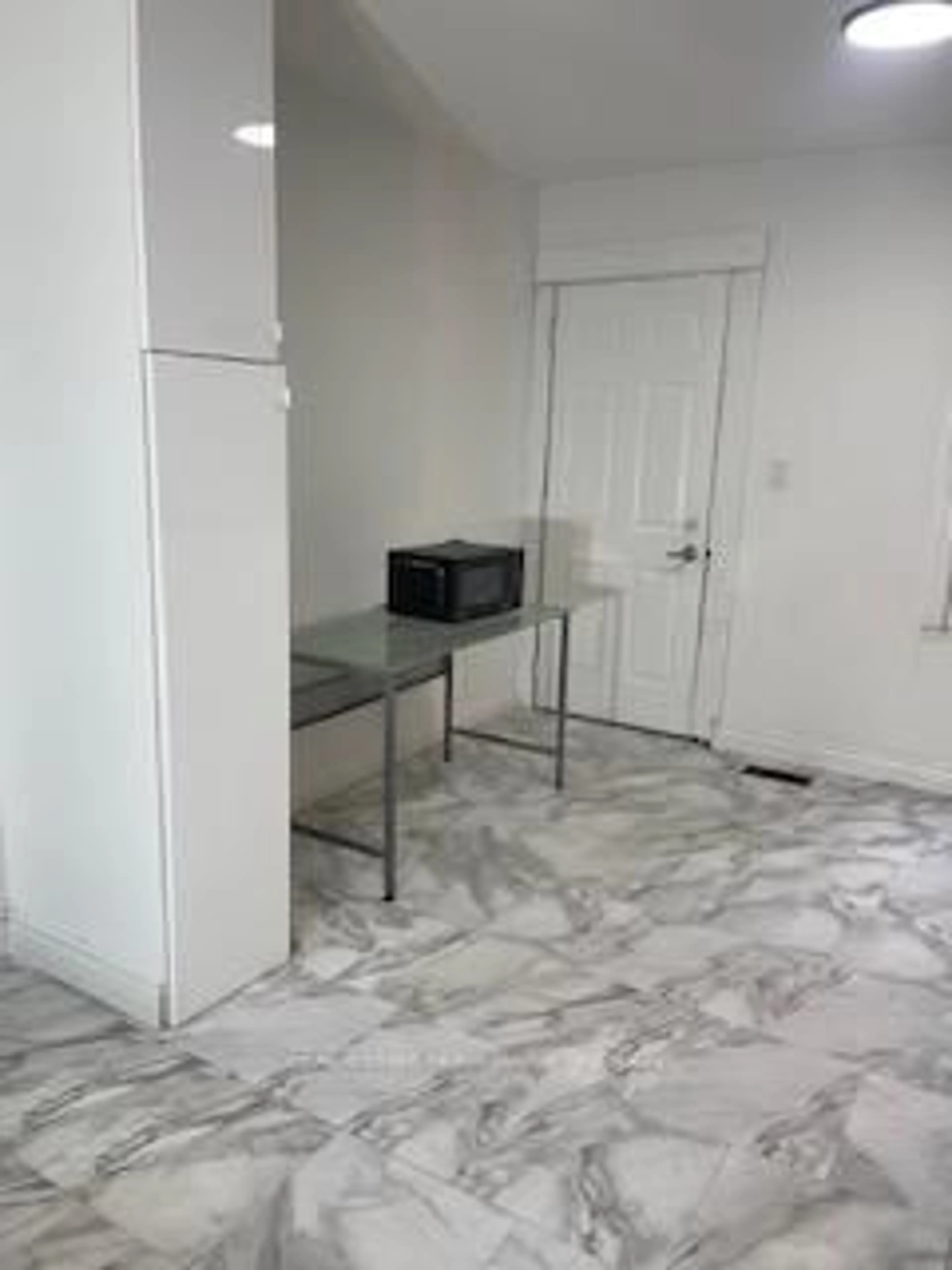 A pic of a room for 132 Waterloo St, Brantford Ontario N3T 3S6
