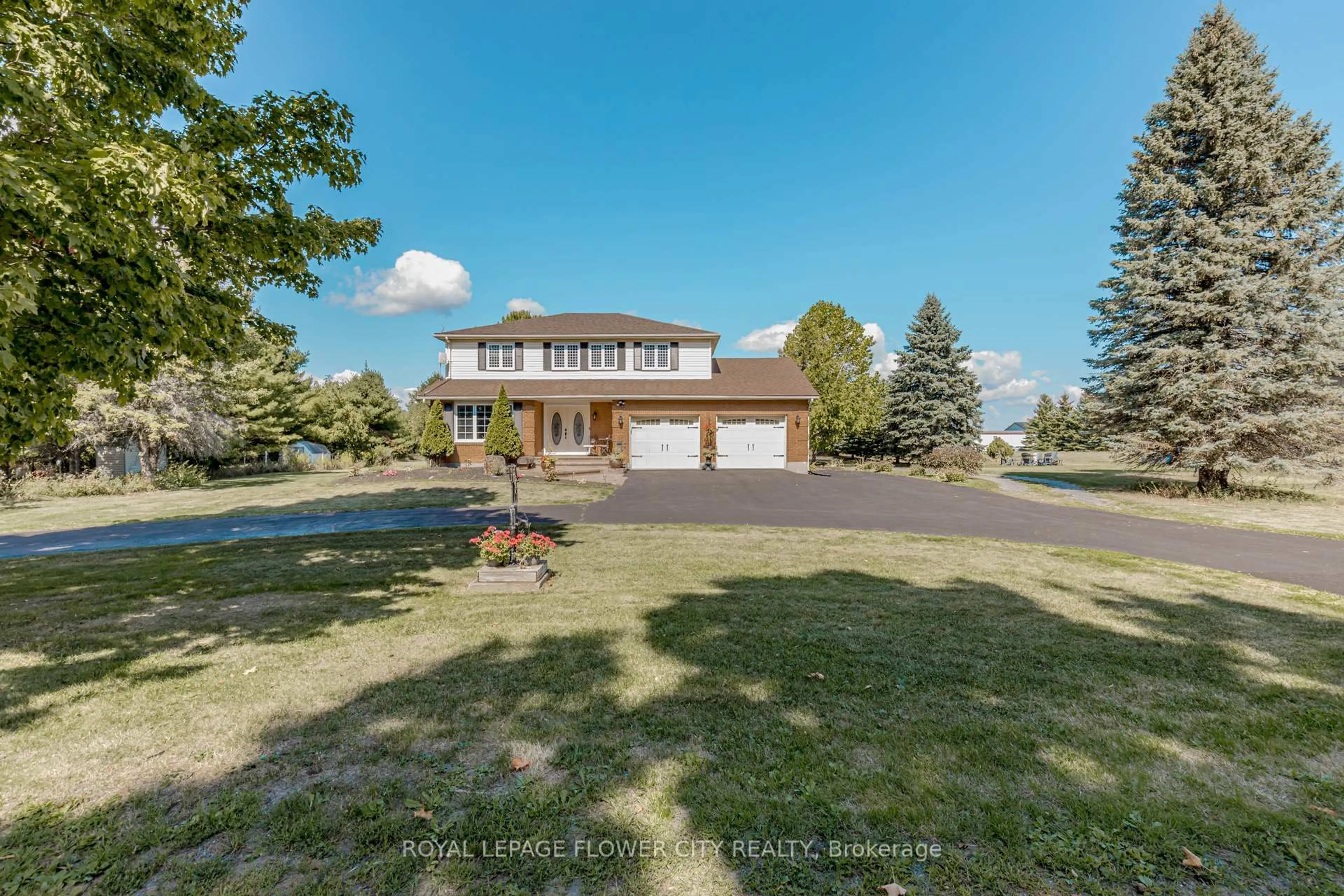 A pic from outside/outdoor area/front of a property/back of a property/a pic from drone, unknown for 169 Sunningdale Dr, Belleville Ontario K8N 4Z5