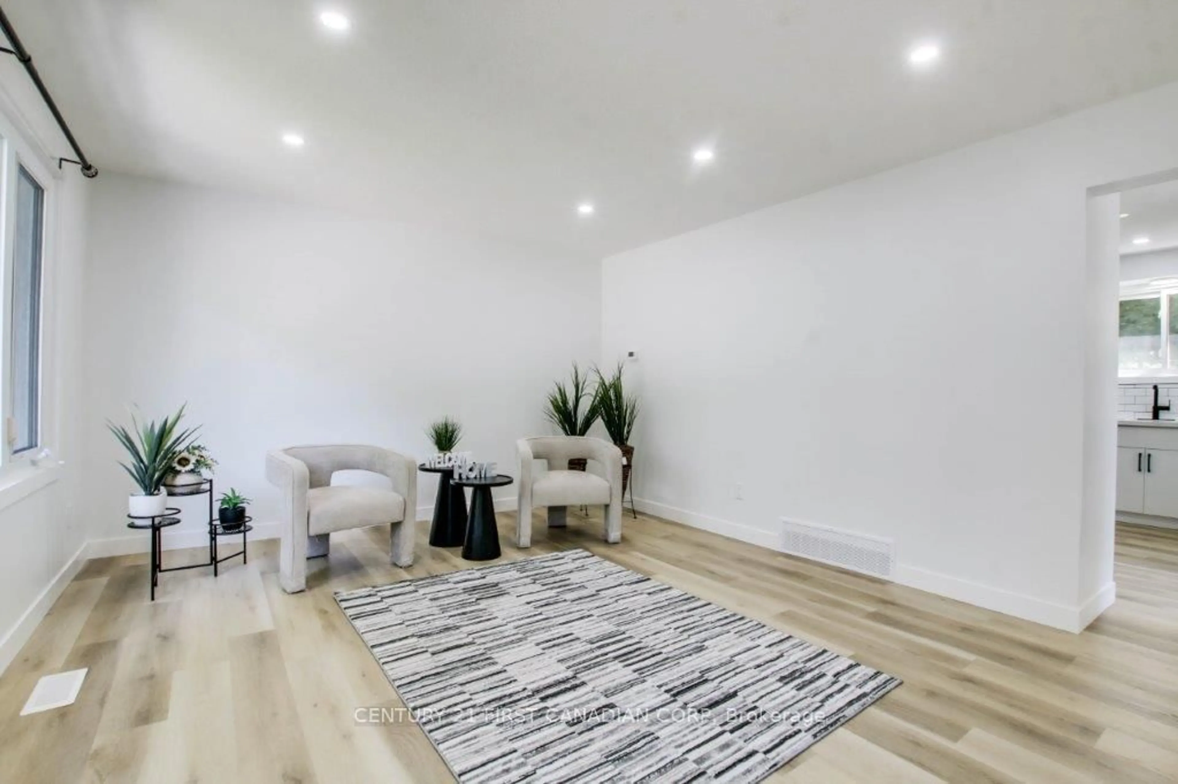 A pic of a room for 59 Augusta Cres, London South Ontario N6E 2C9