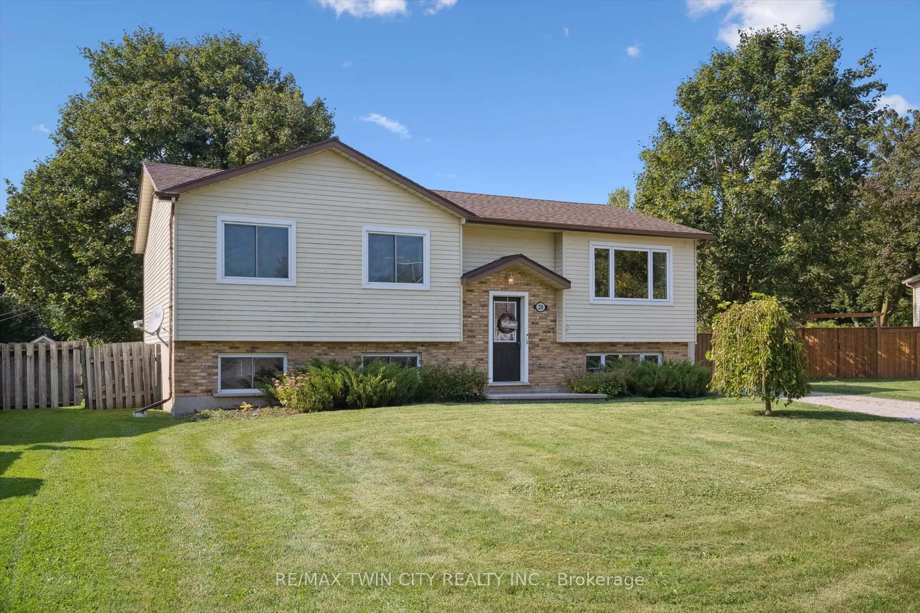 Home with vinyl exterior material, street for 230 Arris Cres, West Perth Ontario N0K 1N0