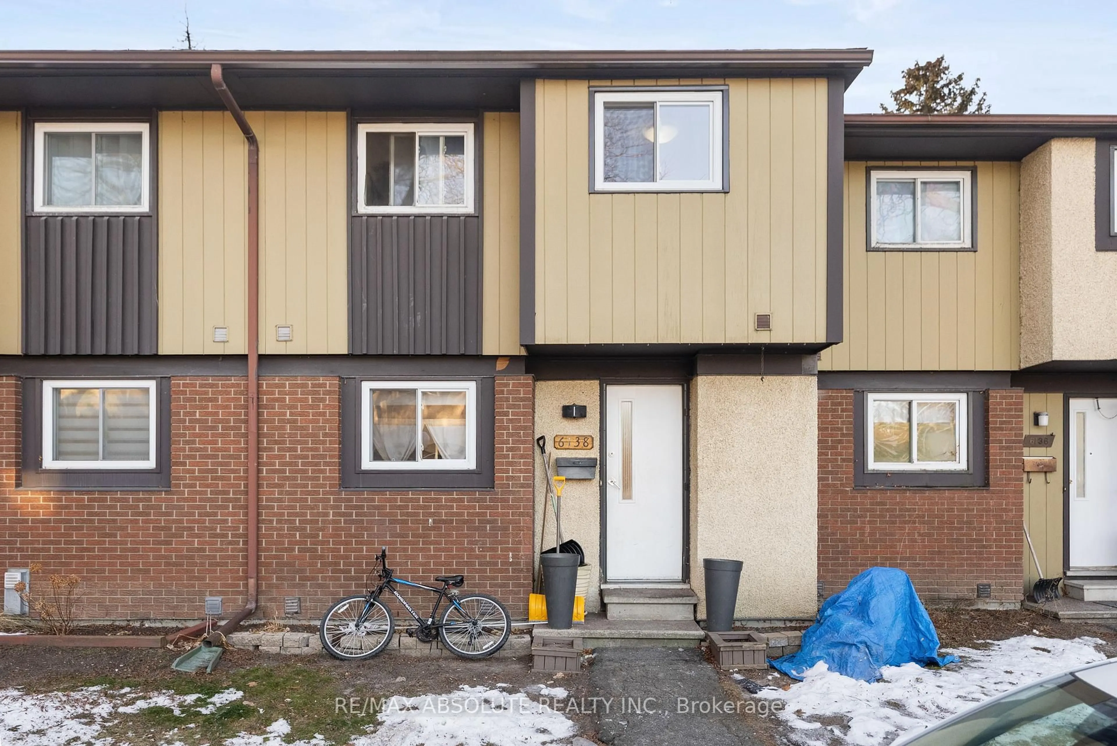 Unknown for 6138 Brookside Lane, Orleans Ontario K1C 2K7