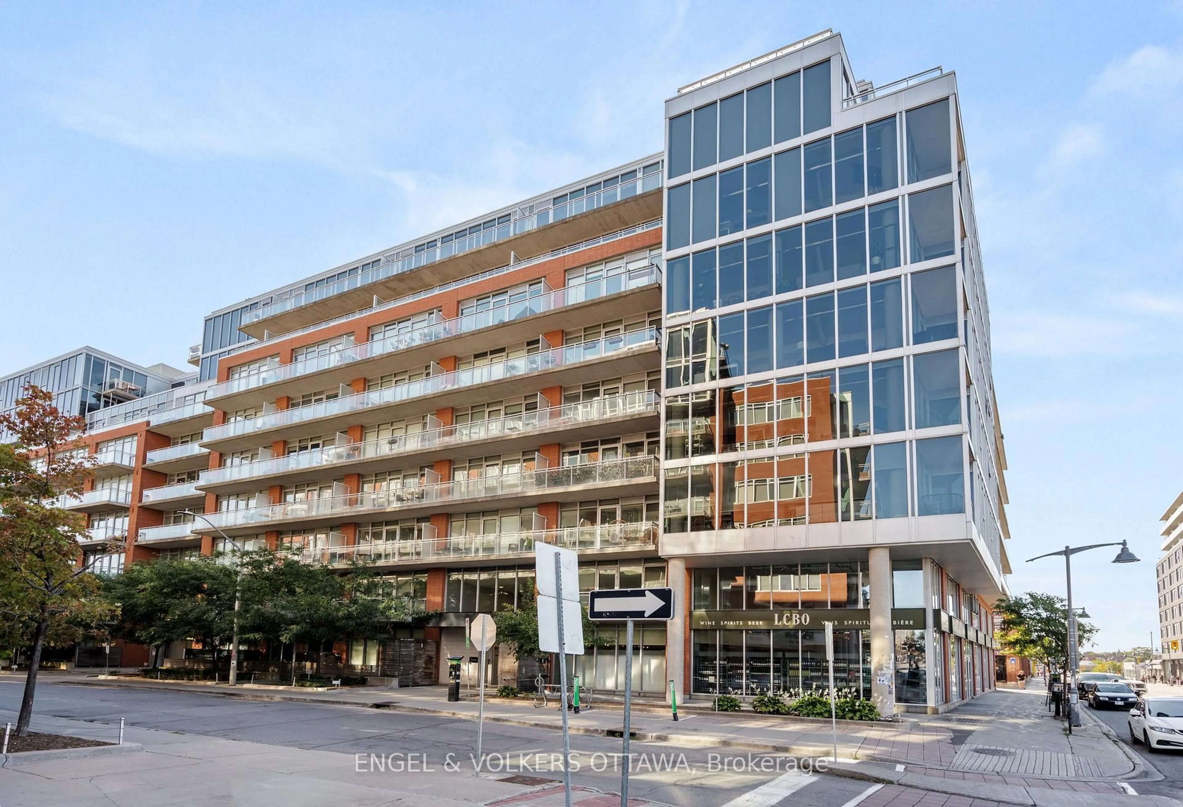 Unknown for 360 Mcleod St #603, Ottawa Ontario K2P 1A9