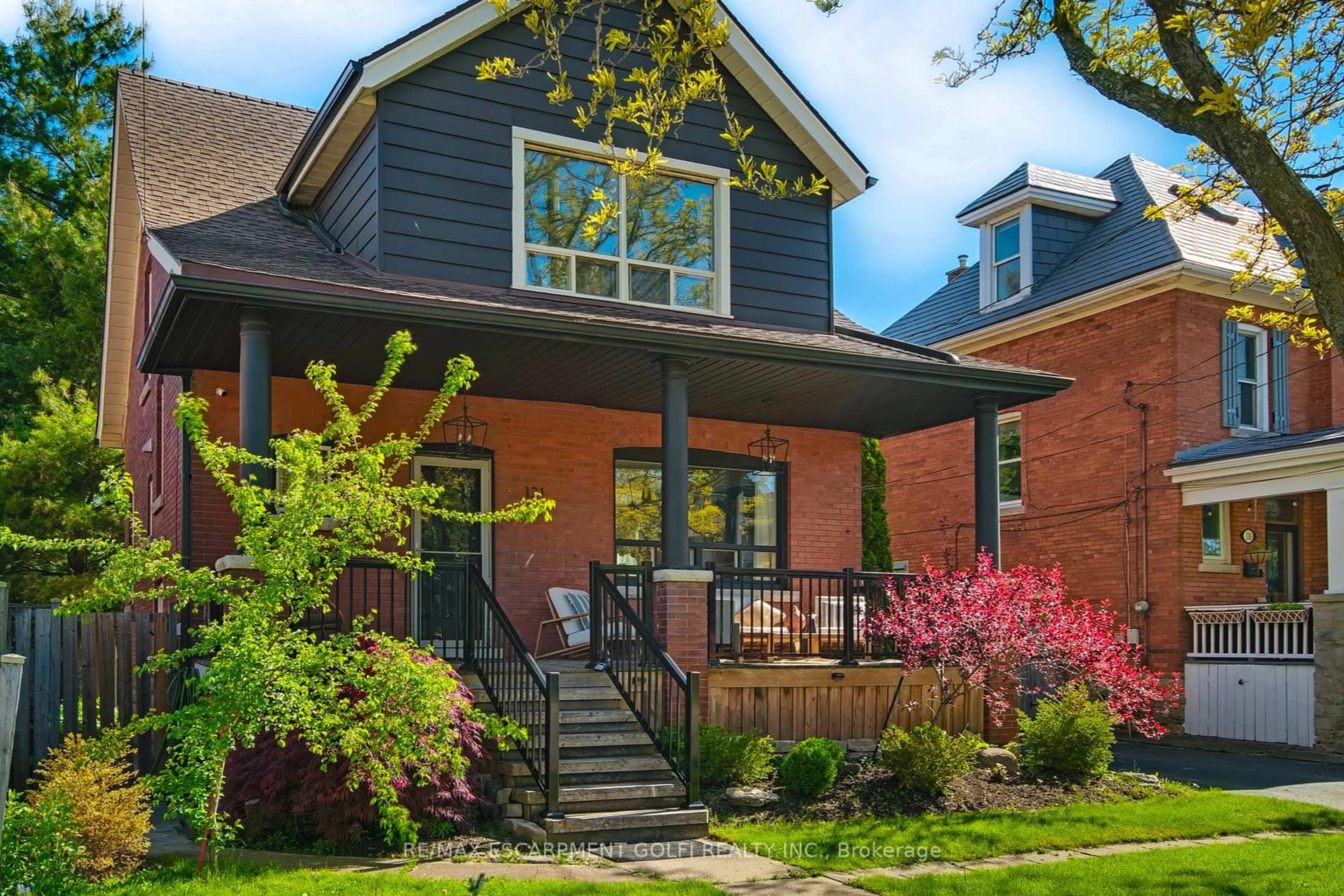 Home with brick exterior material, street for 131 Alpine Ave, Hamilton Ontario L9A 1A7