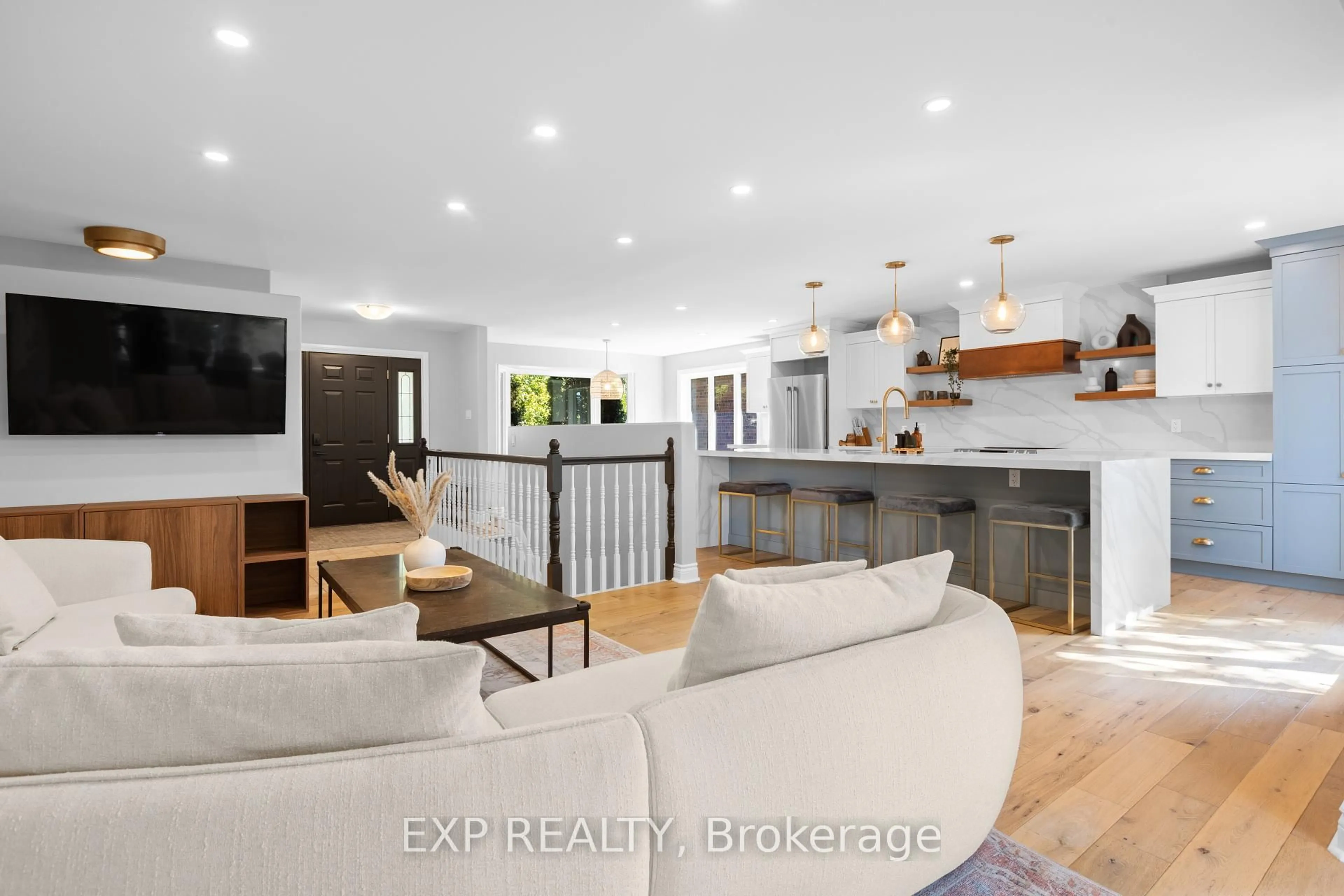 Open concept kitchen, unknown for 162 INNISKILLIN Dr, Carp Ontario K0A 1L0