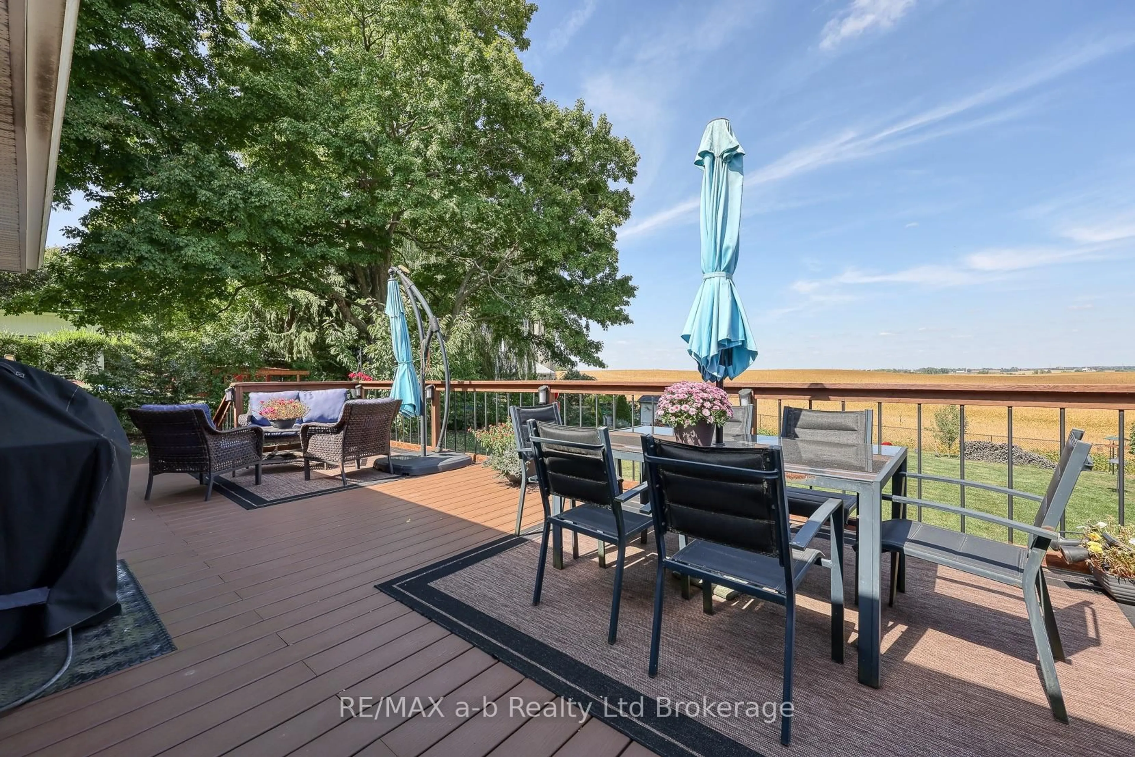 Patio, water/lake/river/ocean view for 324135 Mount Elgin Rd, South-West Oxford Ontario N0J 1N0