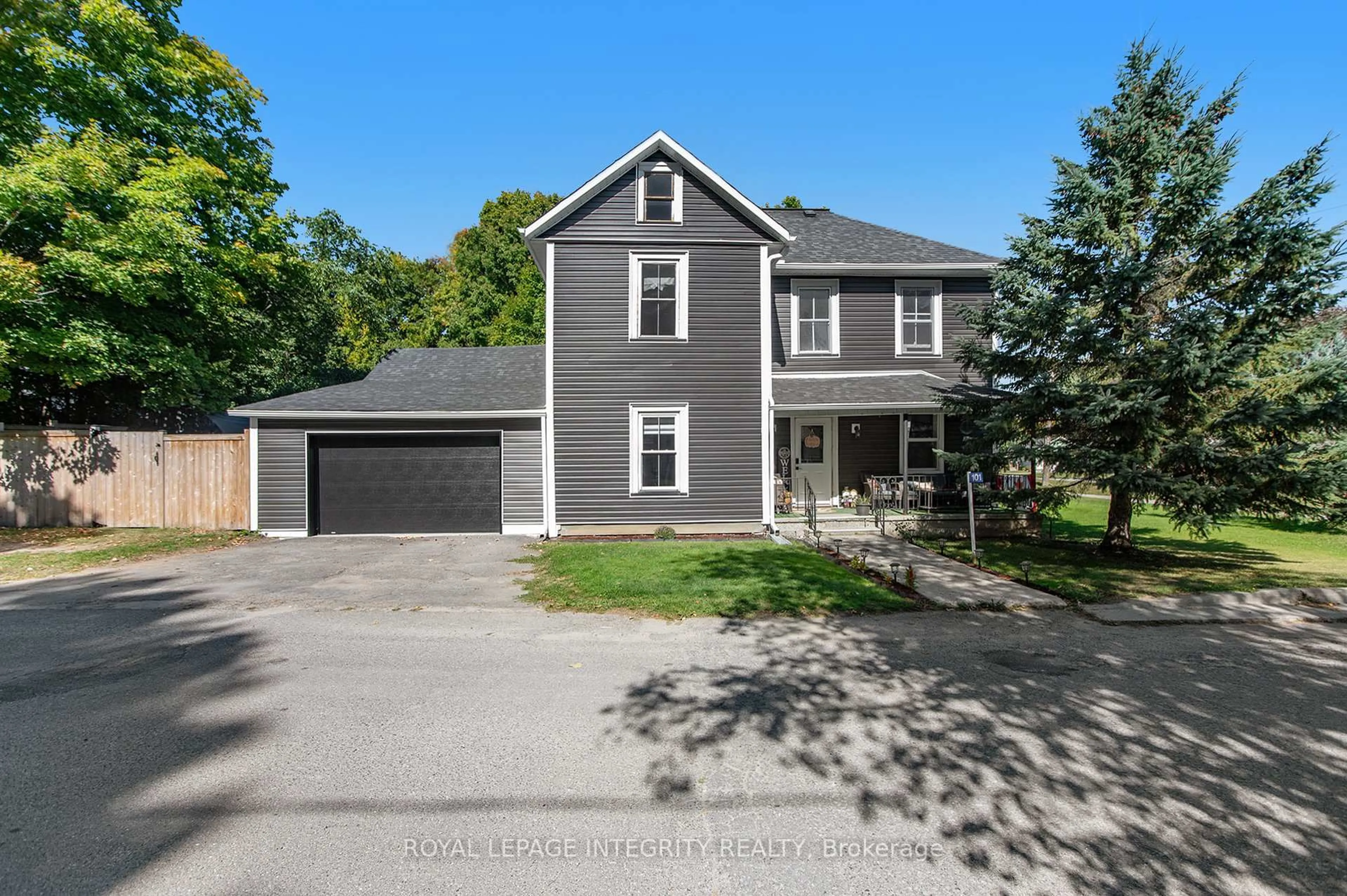 A pic from outside/outdoor area/front of a property/back of a property/a pic from drone, street for 101 Paul Dr, Lanark Ontario K0G 1K0