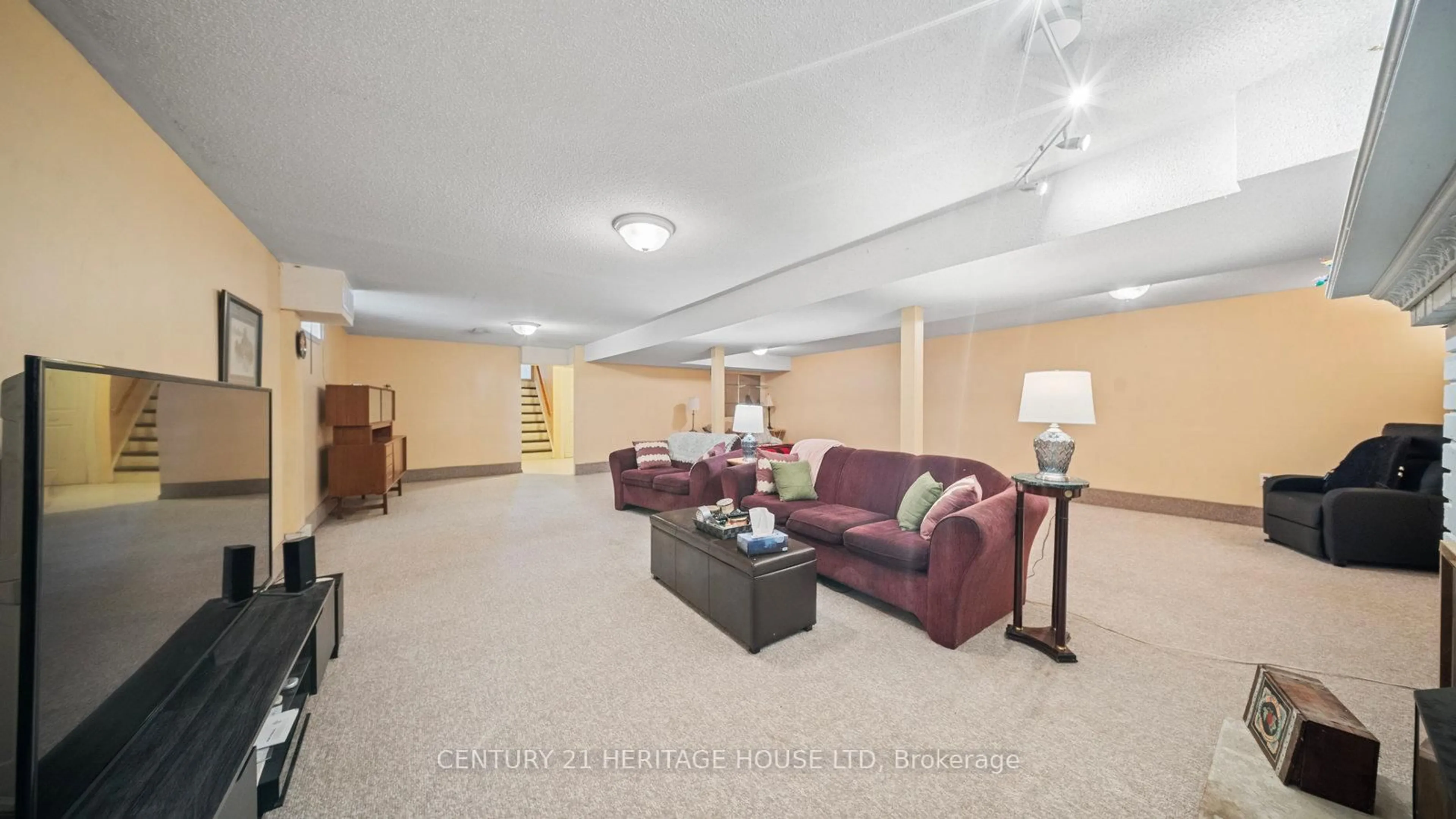 Unknown for 6442 Taylor St, Niagara Falls Ontario L2G 2G1
