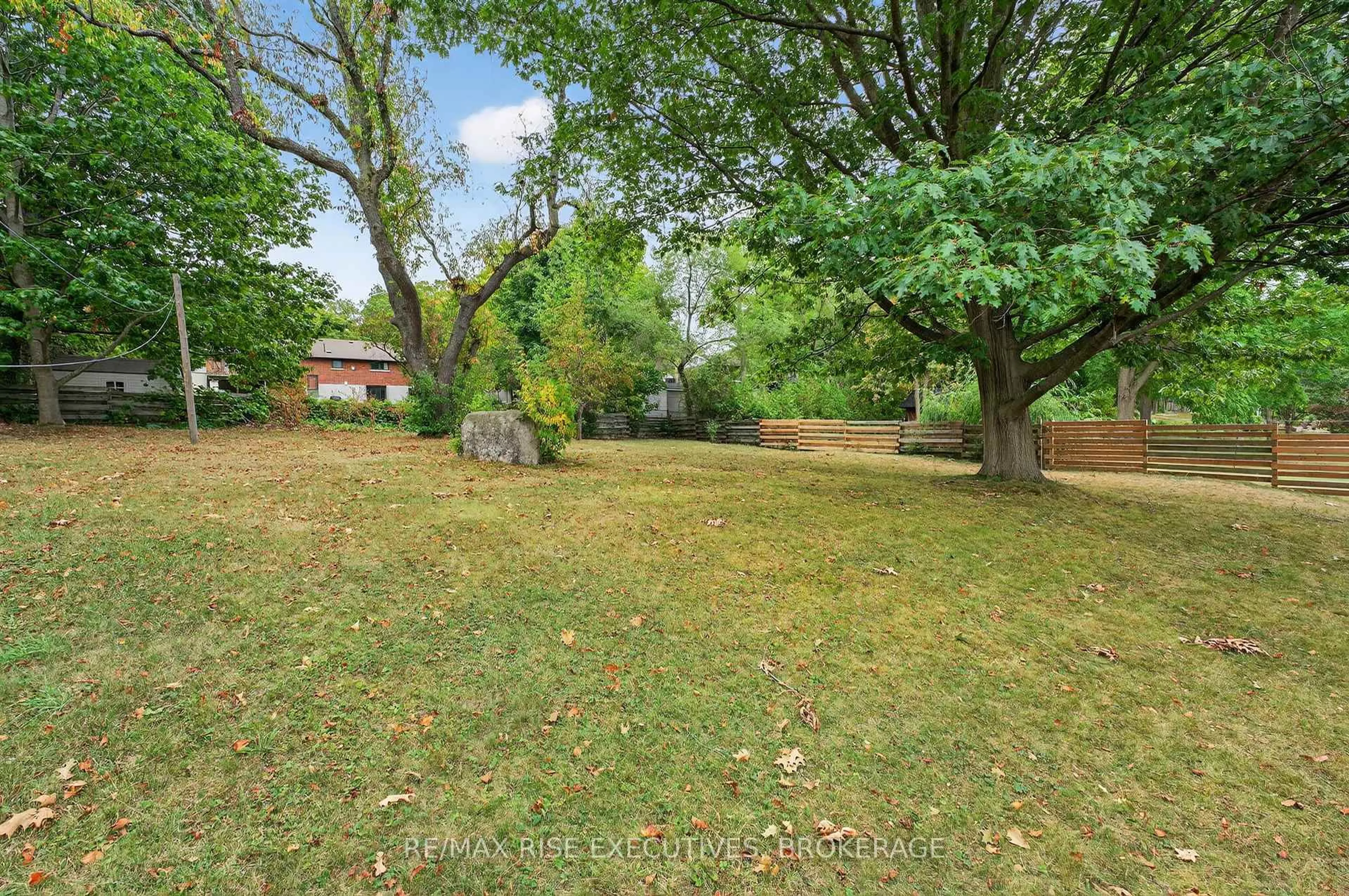 A pic from outside/outdoor area/front of a property/back of a property/a pic from drone, unknown for 748 Mona Dr, Kingston Ontario K7M 5C2