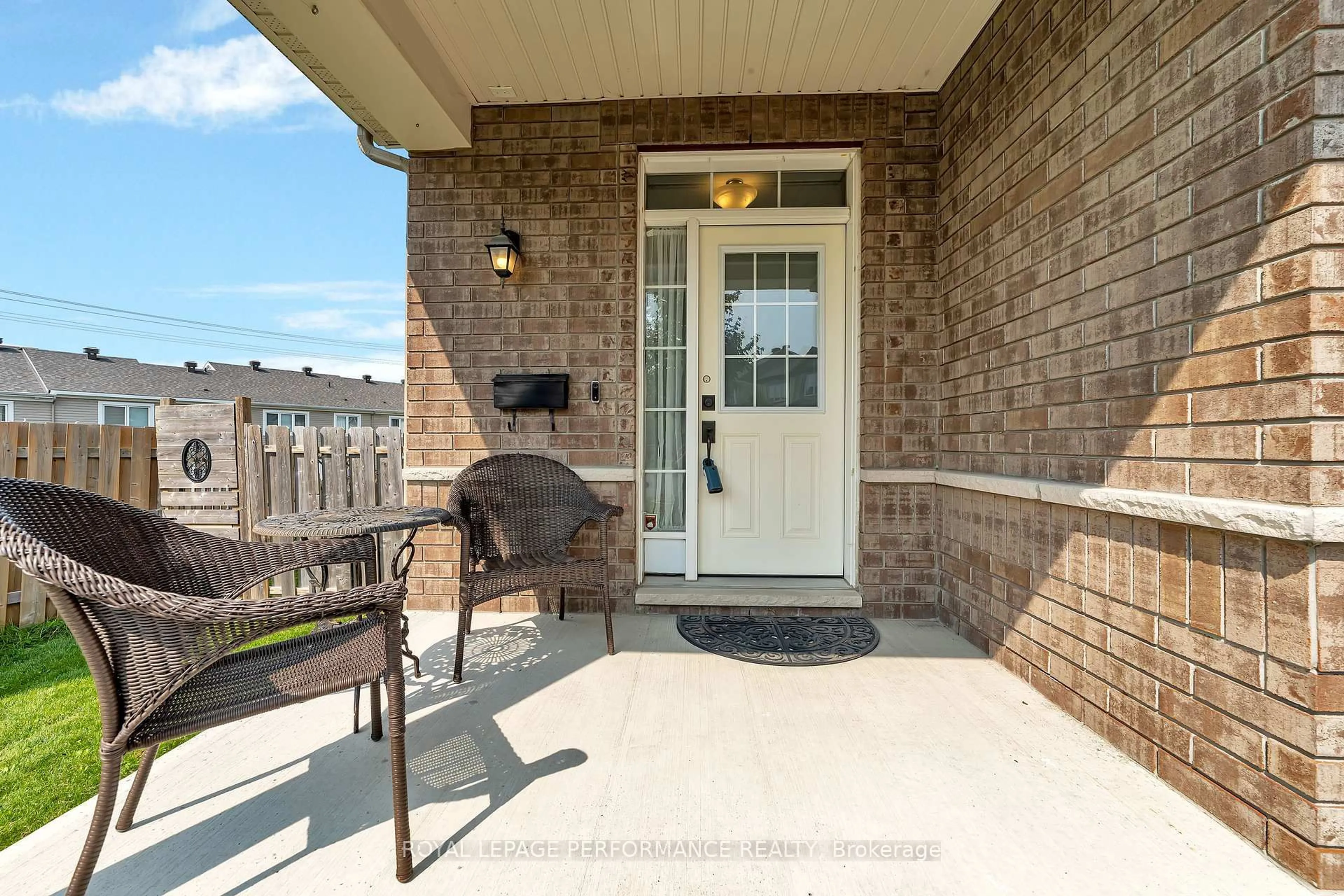 Patio, street for 16 SWEETBAY Circ, Ottawa Ontario K2S 0W8