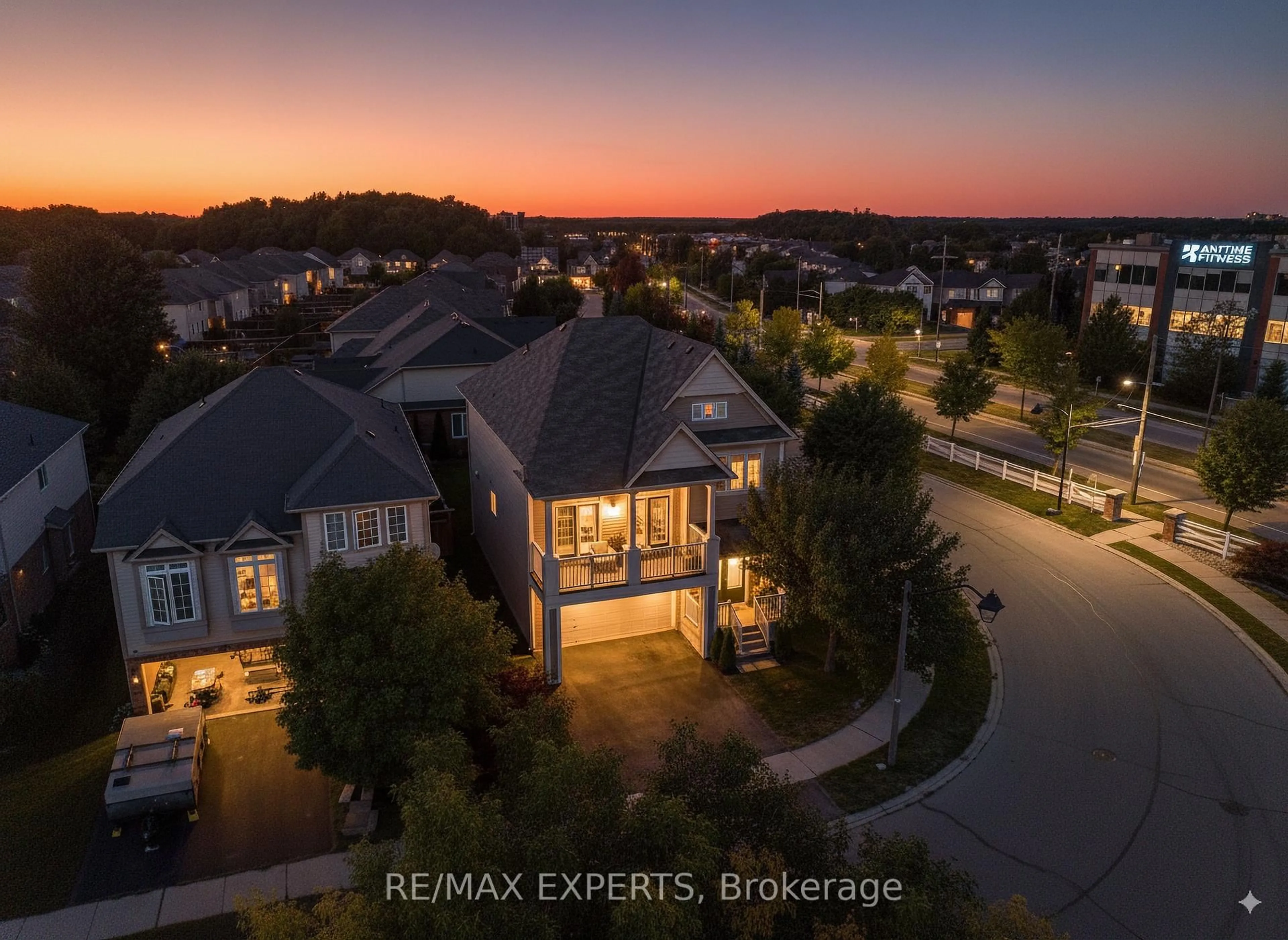 A pic from outside/outdoor area/front of a property/back of a property/a pic from drone, street for 78 Lambert Cres, Brantford Ontario N3T 0E9