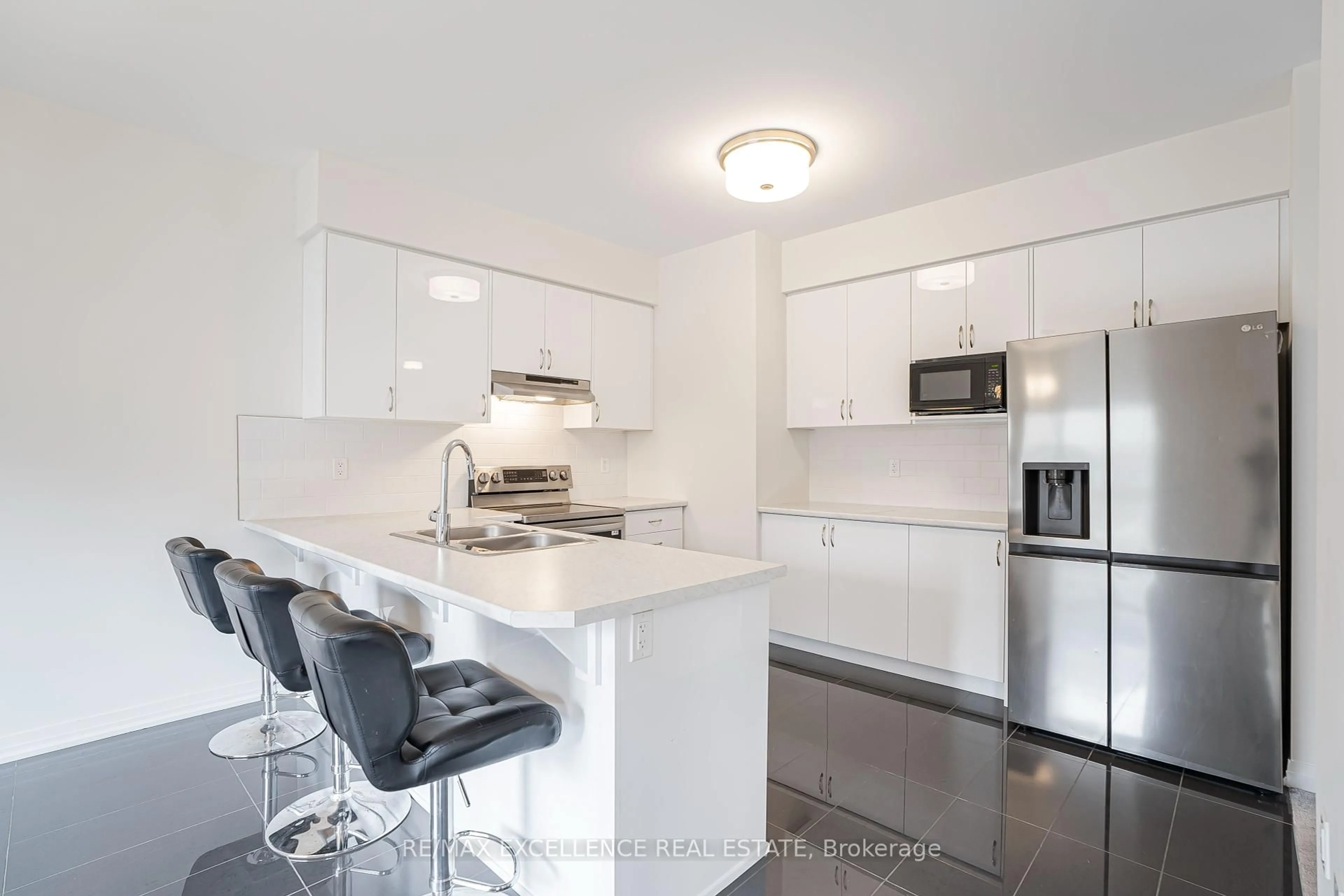 Open concept kitchen, unknown for 9 Tarrison St, Brantford Ontario N3V 0B1