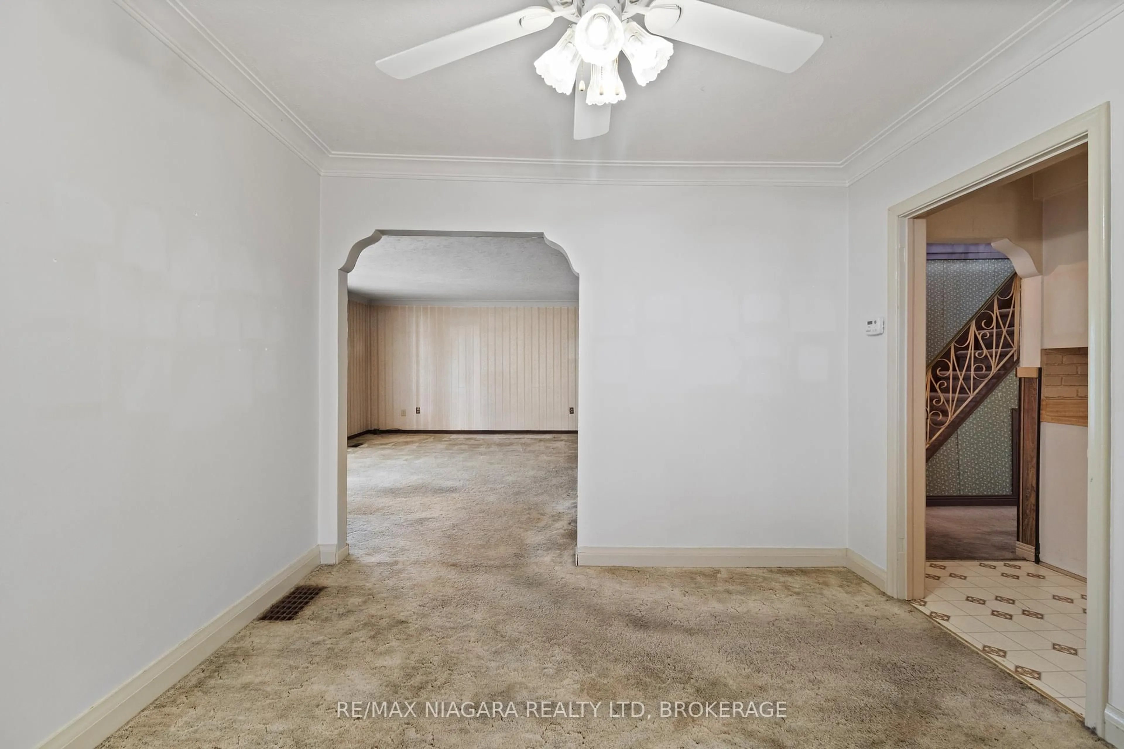 A pic of a room for 613 Queenston Rd, Niagara-on-the-Lake Ontario L0S 1J0