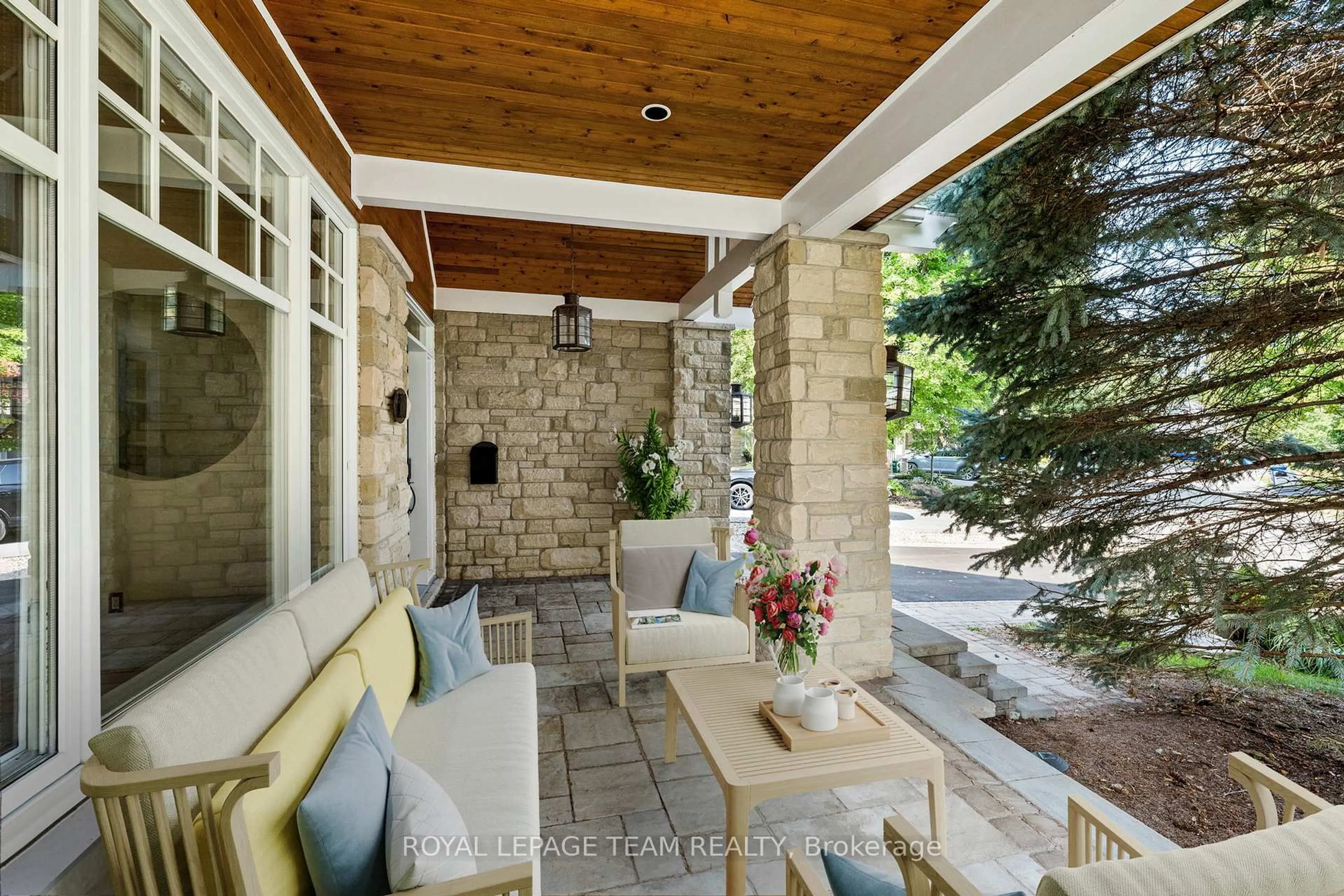 Patio, street for 60 Ironside Crt, Kanata Ontario K2K 3H6