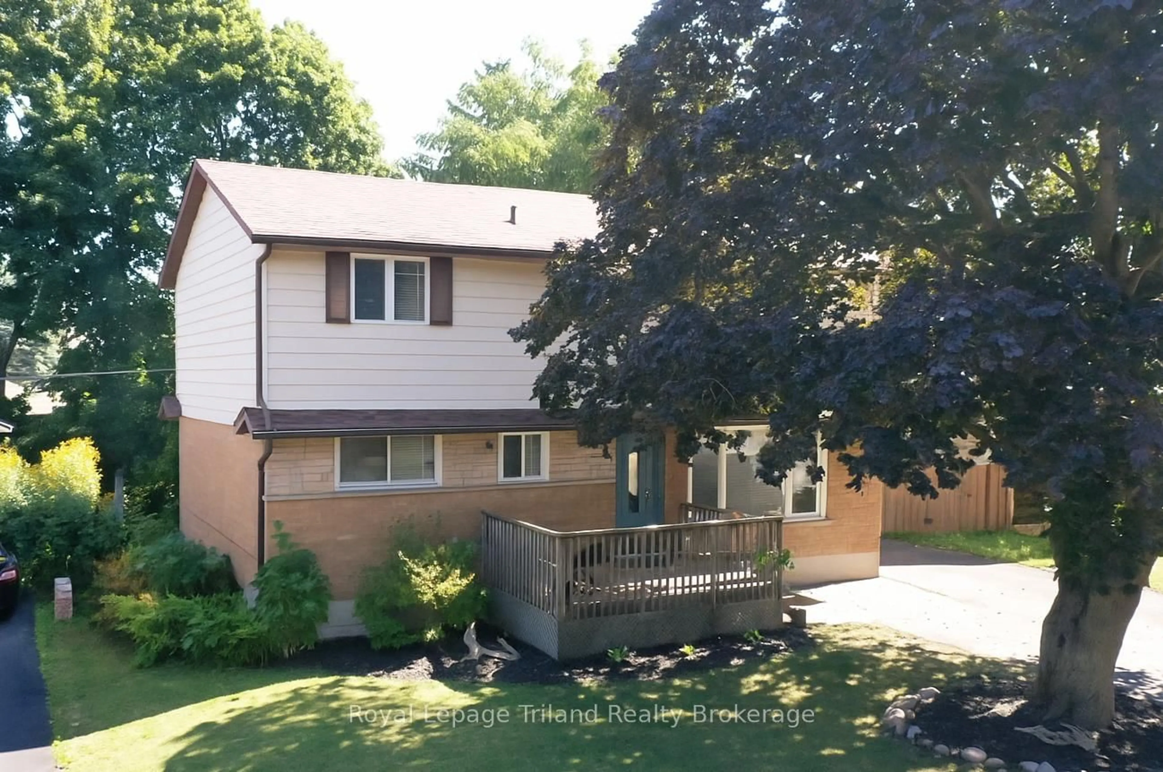 Unknown for 6 Elmwood Cres, Woodstock Ontario N4S 2K5