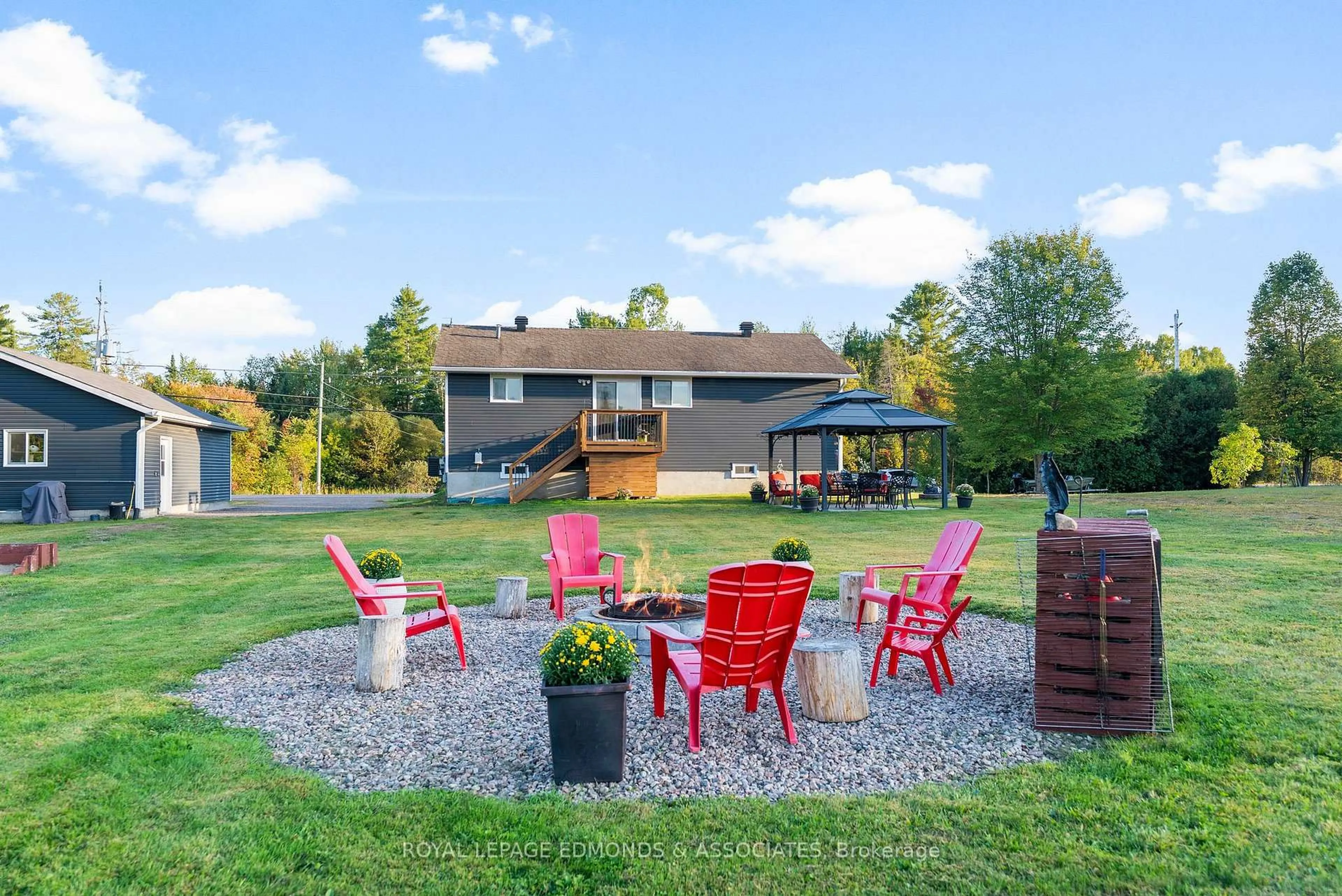 Patio, water/lake/river/ocean view for 600 Achray Rd, Petawawa Ontario K8A 6W7