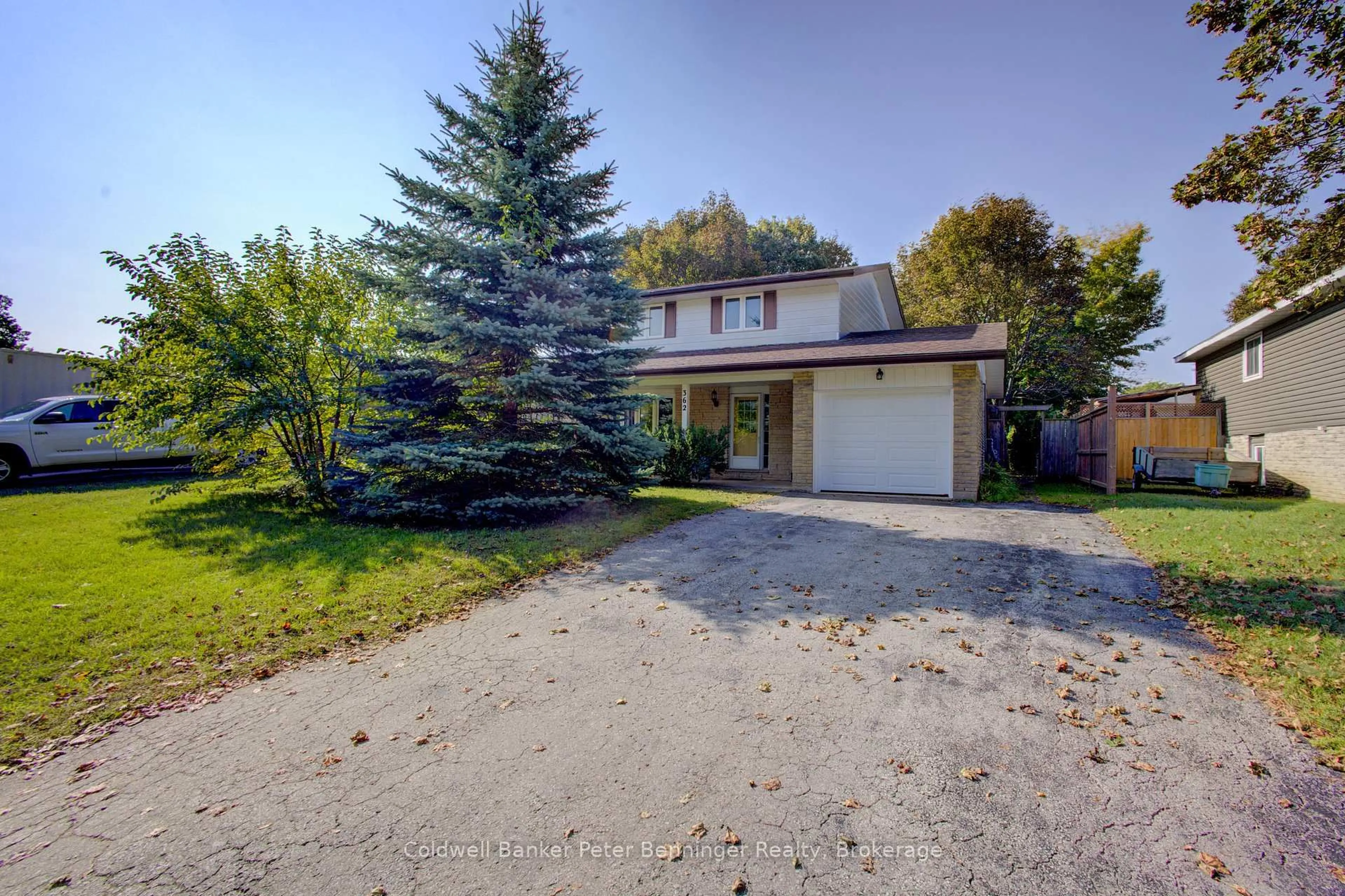 A pic from outside/outdoor area/front of a property/back of a property/a pic from drone, street for 362 Falconer St, Saugeen Shores Ontario N0H 2C2